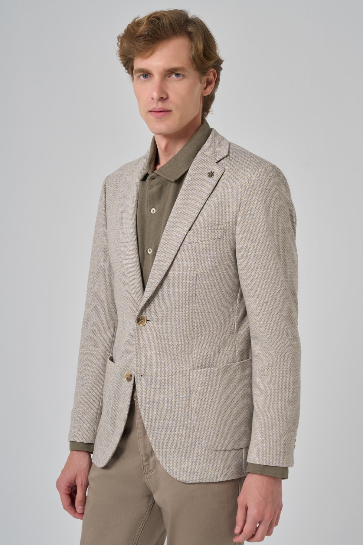 Morven Erkek Bej Örme Trend Desenli Slim Fit Mono Yaka Ceket