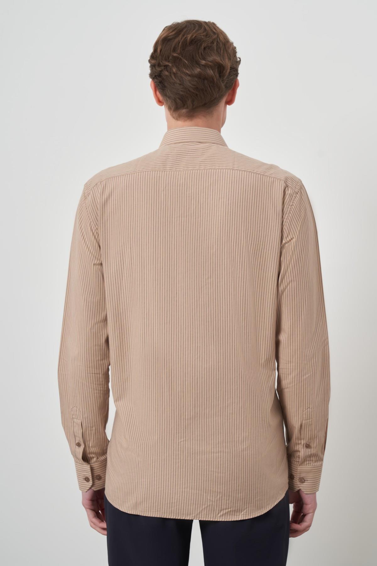 Morven Erkek Bej Pamuk Trend Slim Fit Sert Yaka Gömlek