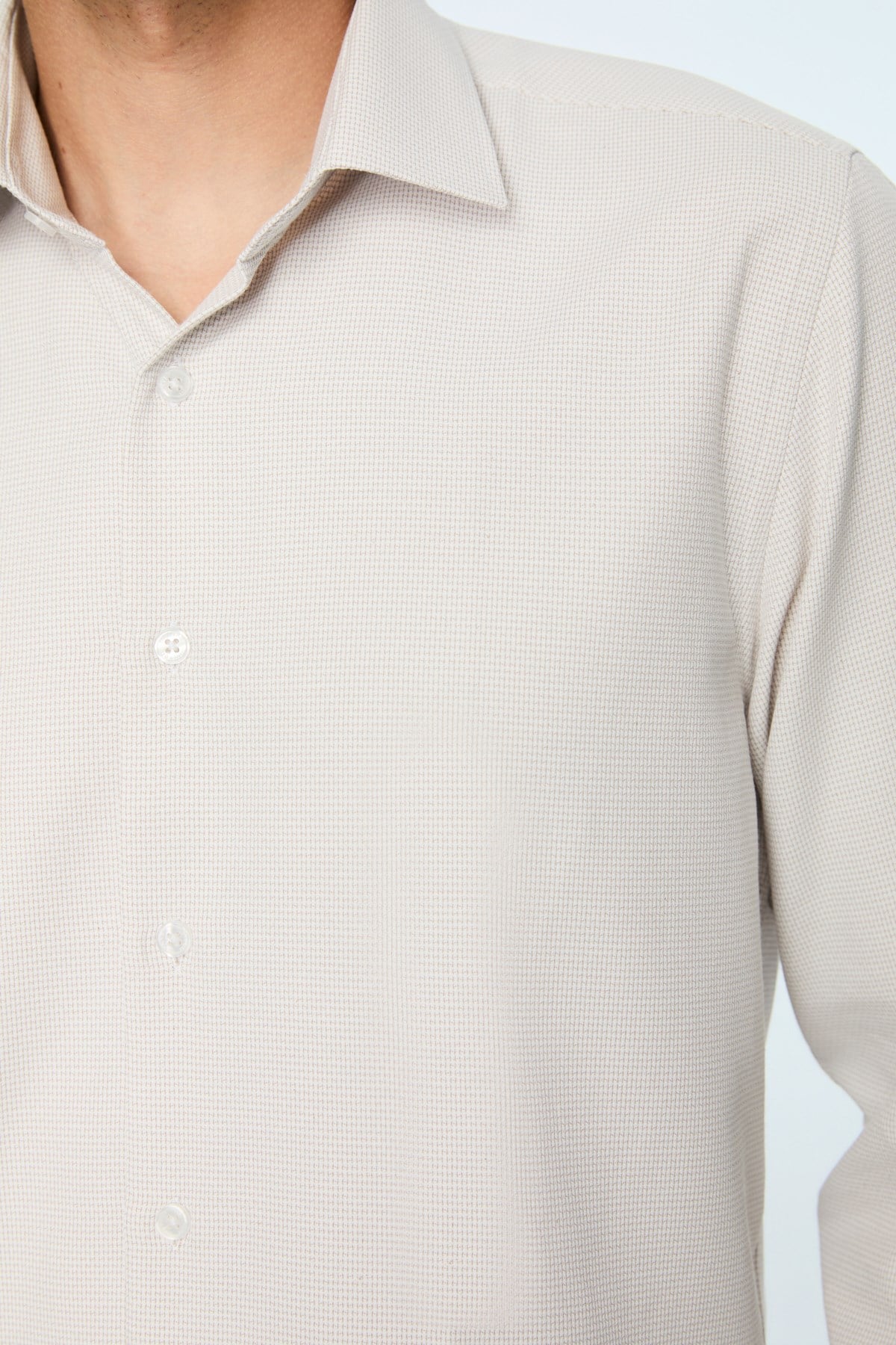 Morven Erkek Bej Polyester Trend Desenli Dynamic Fit Sert Yaka Gömlek