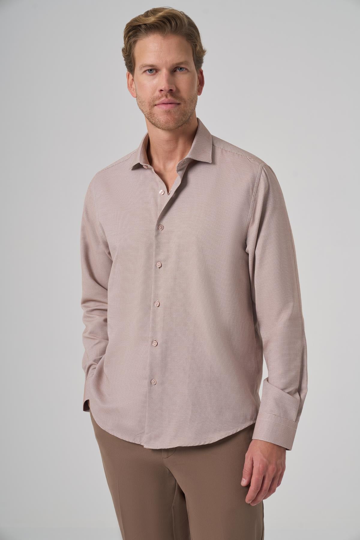 Morven Erkek Bej Polyester Trend Desenli Dynamic Fit İtalyan Yaka Gömlek