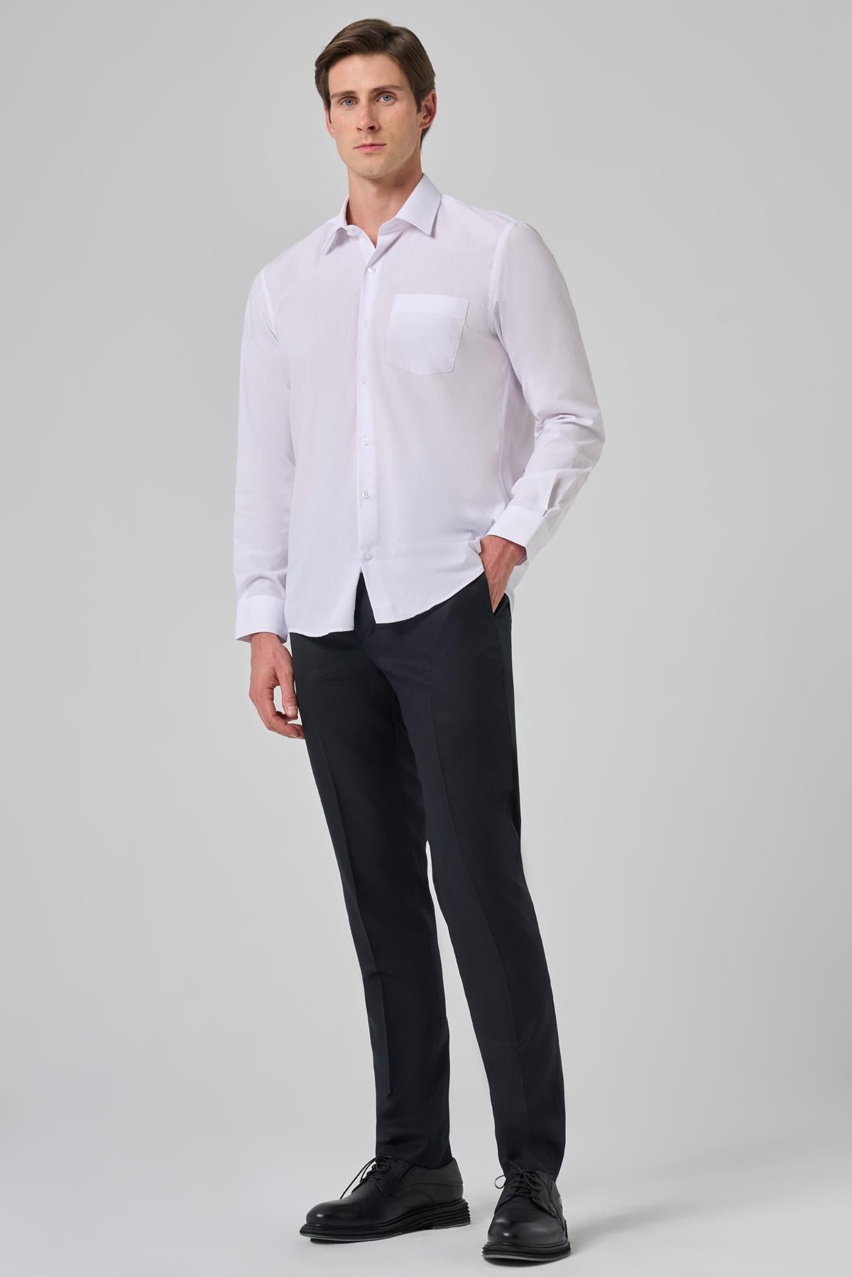 Morven Erkek Beyaz Basic Regular Fit Sert Yaka Cepli Gömlek