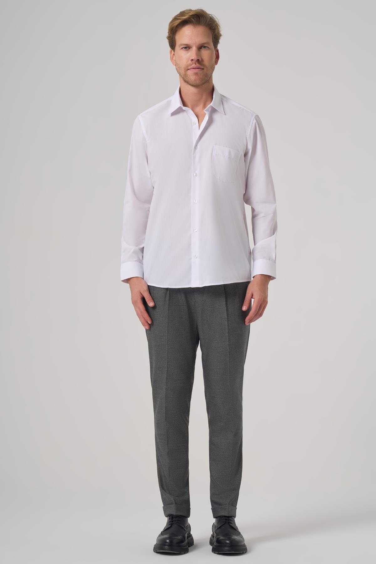 Morven Erkek Beyaz Basic Regular Fit Sert Yaka Cepli Gömlek