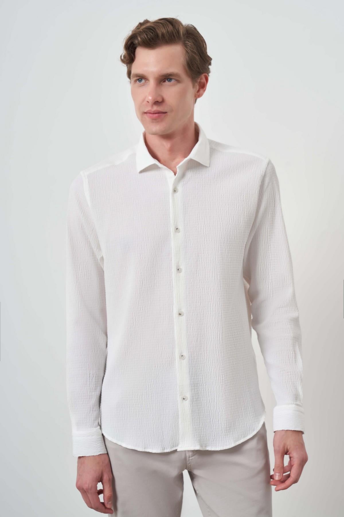 Morven Erkek Beyaz Gofre Trend Desenli Dynamic Fit İtalyan Yaka Gömlek