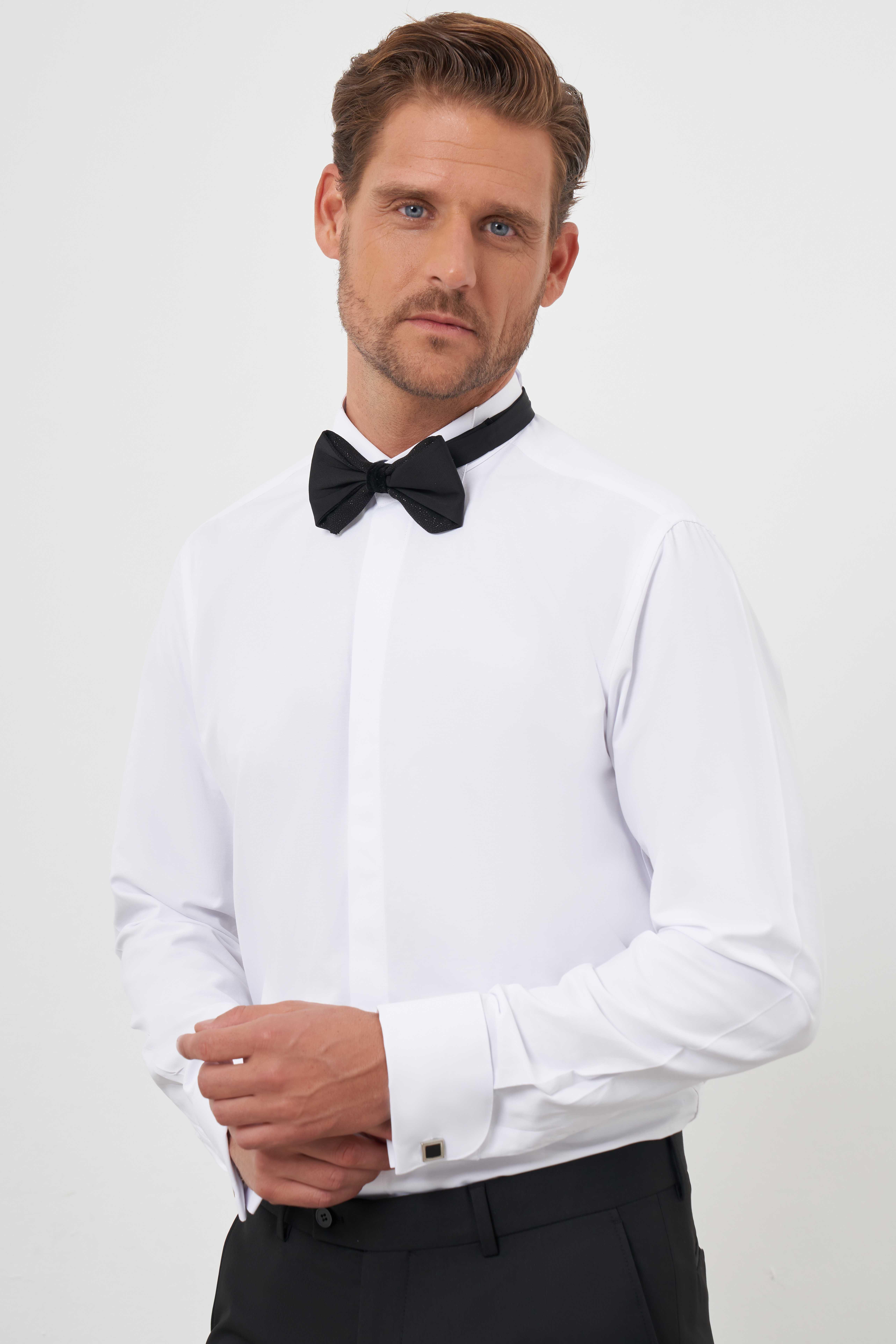 Morven Erkek Beyaz Manşetli Düz Desen Ata Yaka Slim Fit Gömlek