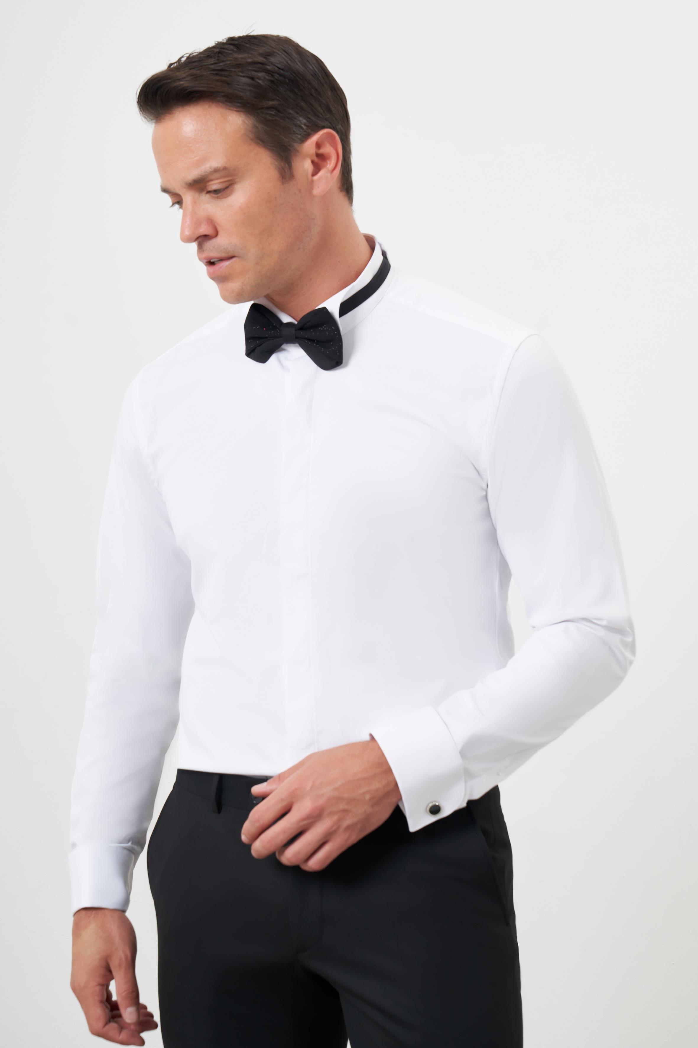 Morven Erkek Beyaz Manşetli Düz Desen Ata Yaka Slim Fit Gömlek