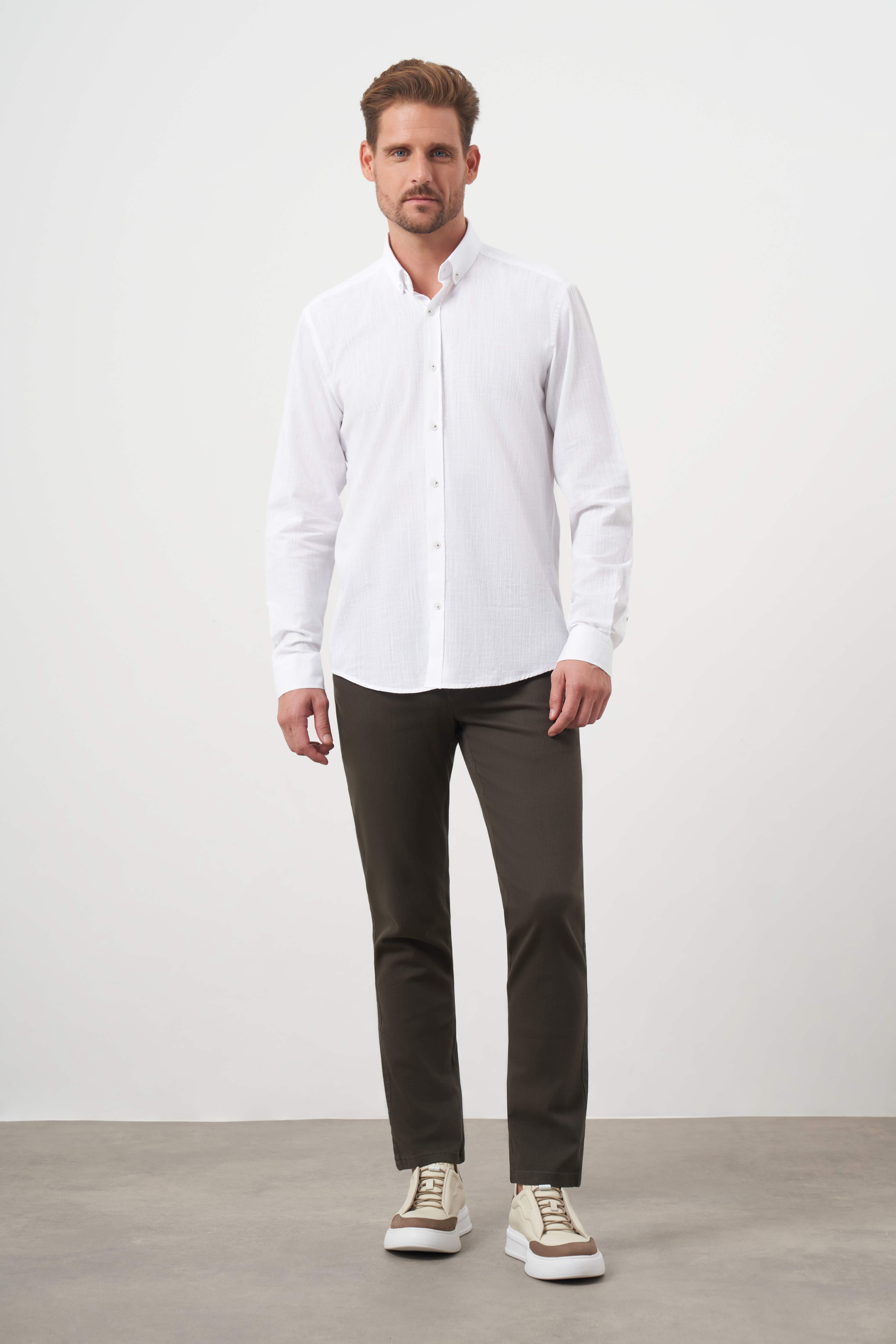 Morven Erkek Beyaz Pamuk Ekoseli Düğmeli Yaka Slim Fit Gömlek