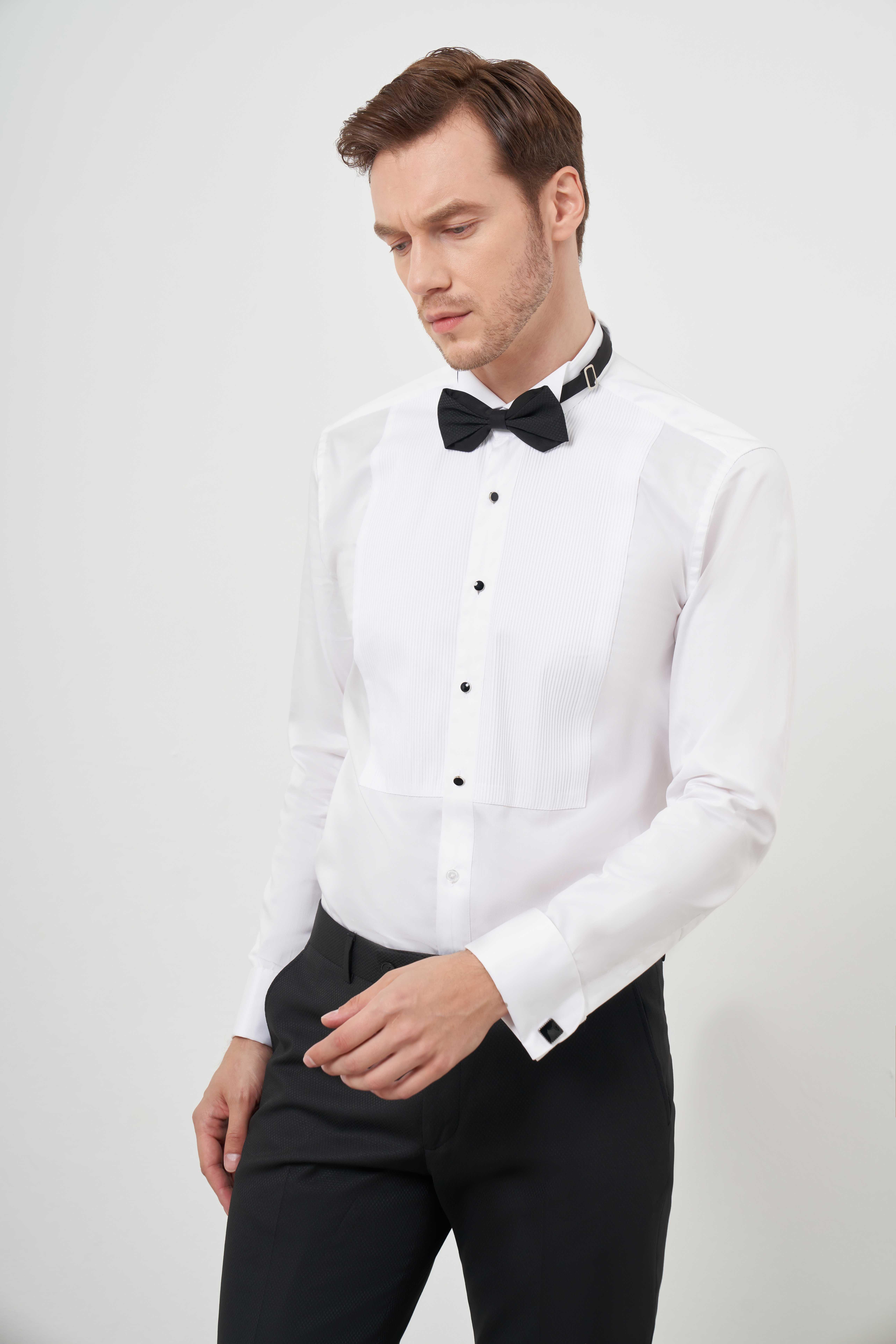 Morven Erkek Beyaz Piliseli Ata Yaka Slim Fit Gömlek