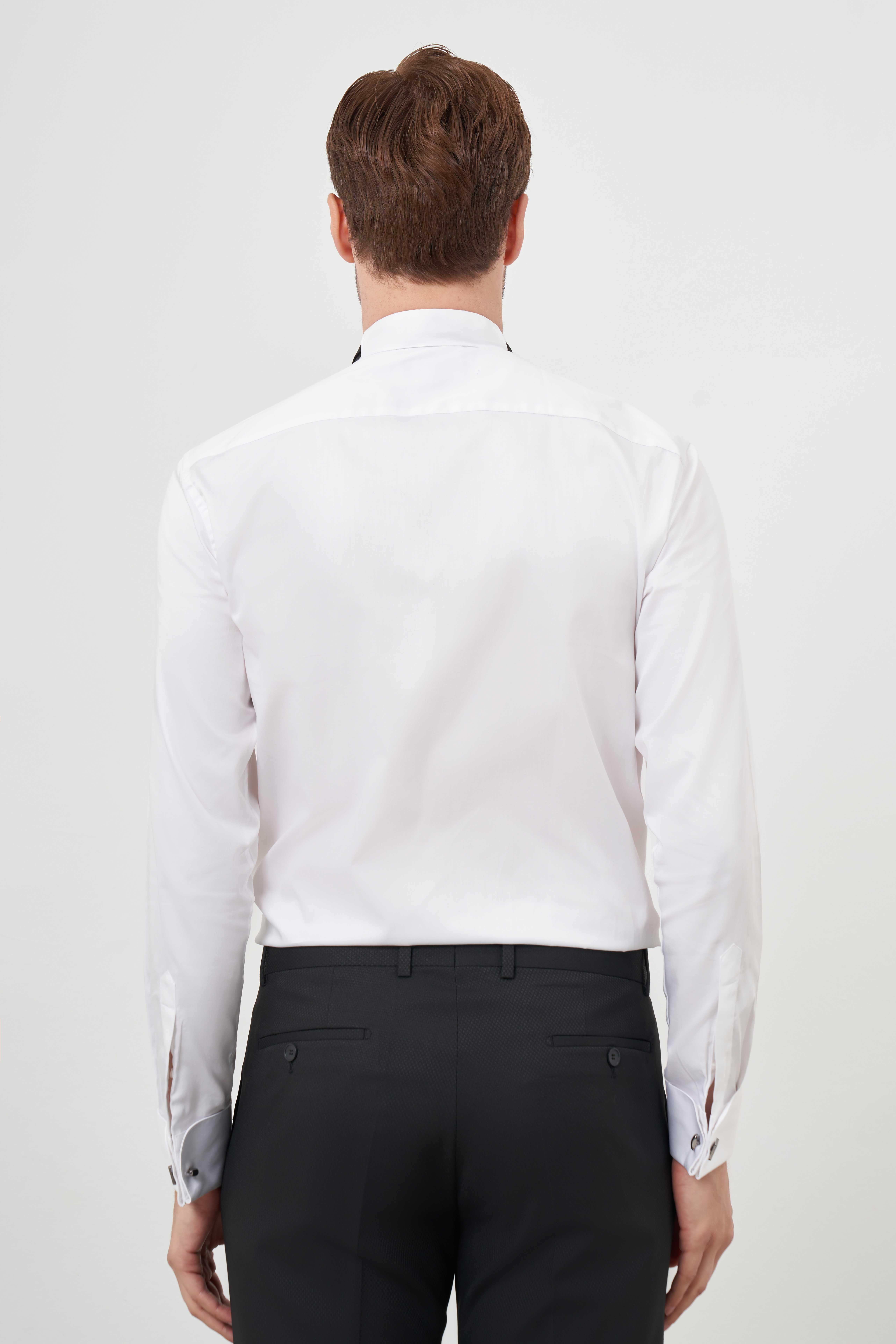 Morven Erkek Beyaz Piliseli Ata Yaka Slim Fit Gömlek