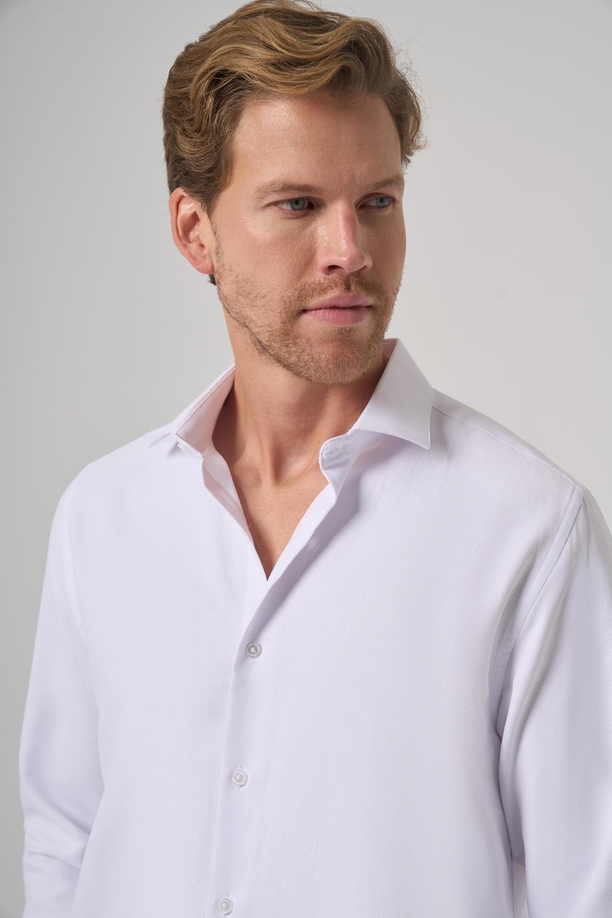 Morven Erkek Beyaz Polyester Trend Desenli Dynamic Fit İtalyan Yaka Gömlek