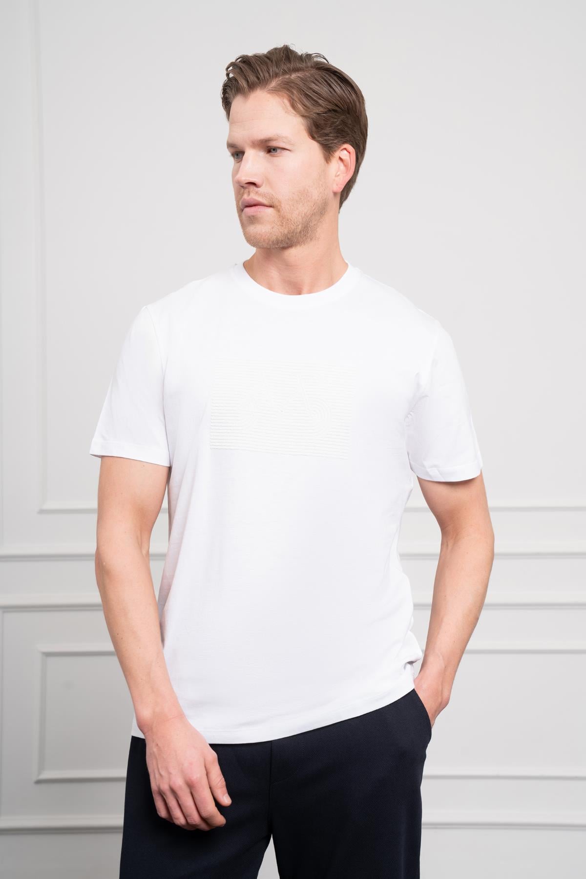 Morven Erkek Beyaz Trend Bisiklet Yaka Dinamik Fit Pamuk T-Shirt