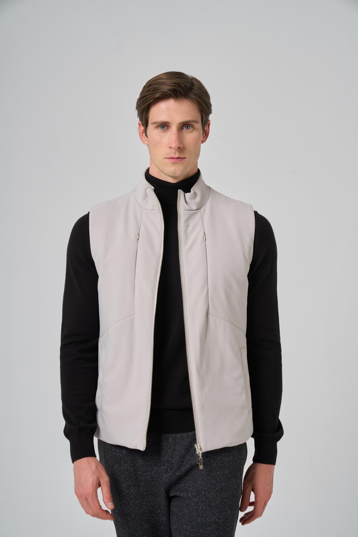 Morven Erkek Ekru Polyamide Spor Gizli Cep Fermuarlı Yelek