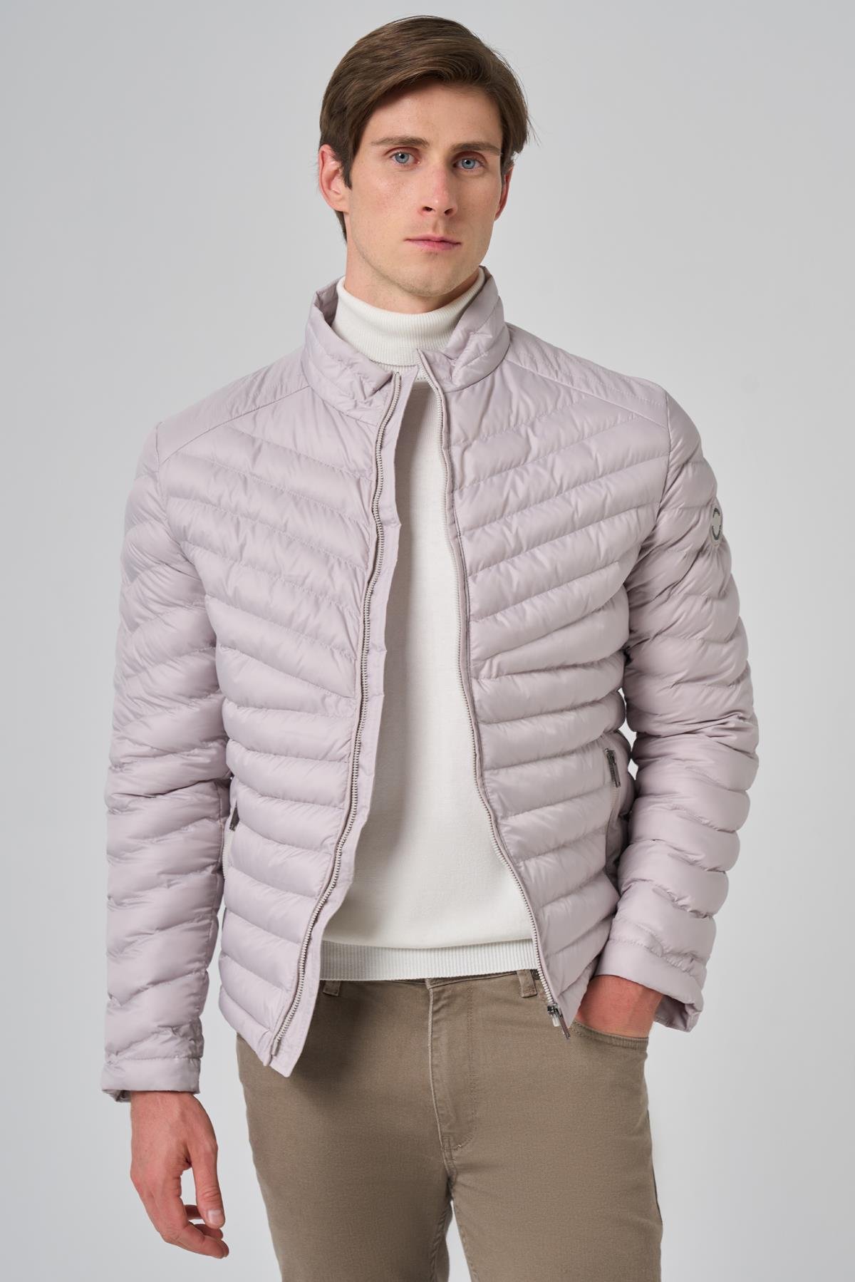 Morven Erkek Ekru Polyester Kısa Kapitone Mont