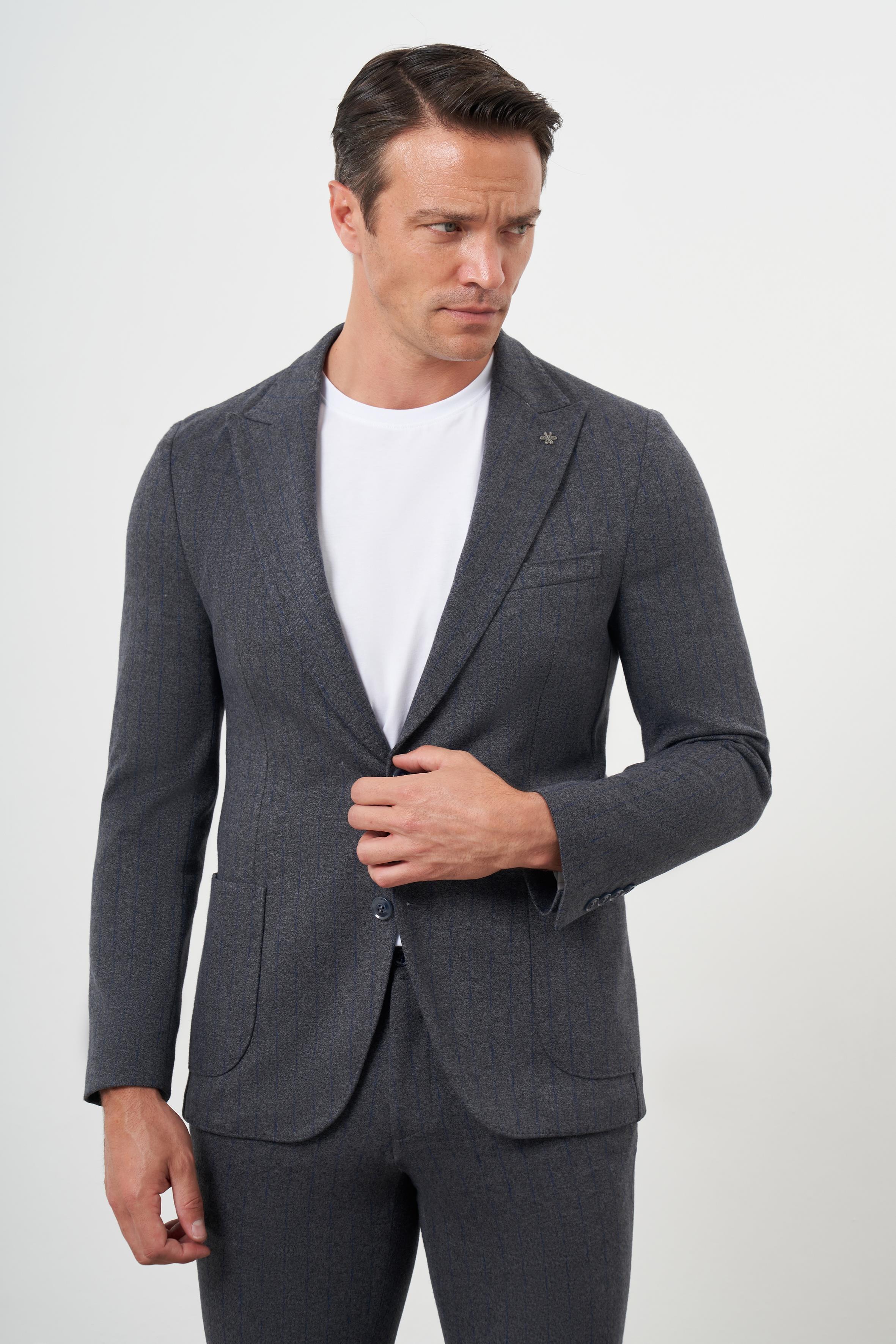 Morven Erkek Füme Poliviskon Trend Çizgili Desen Slim Fit Sivri Yaka Takım Elbise