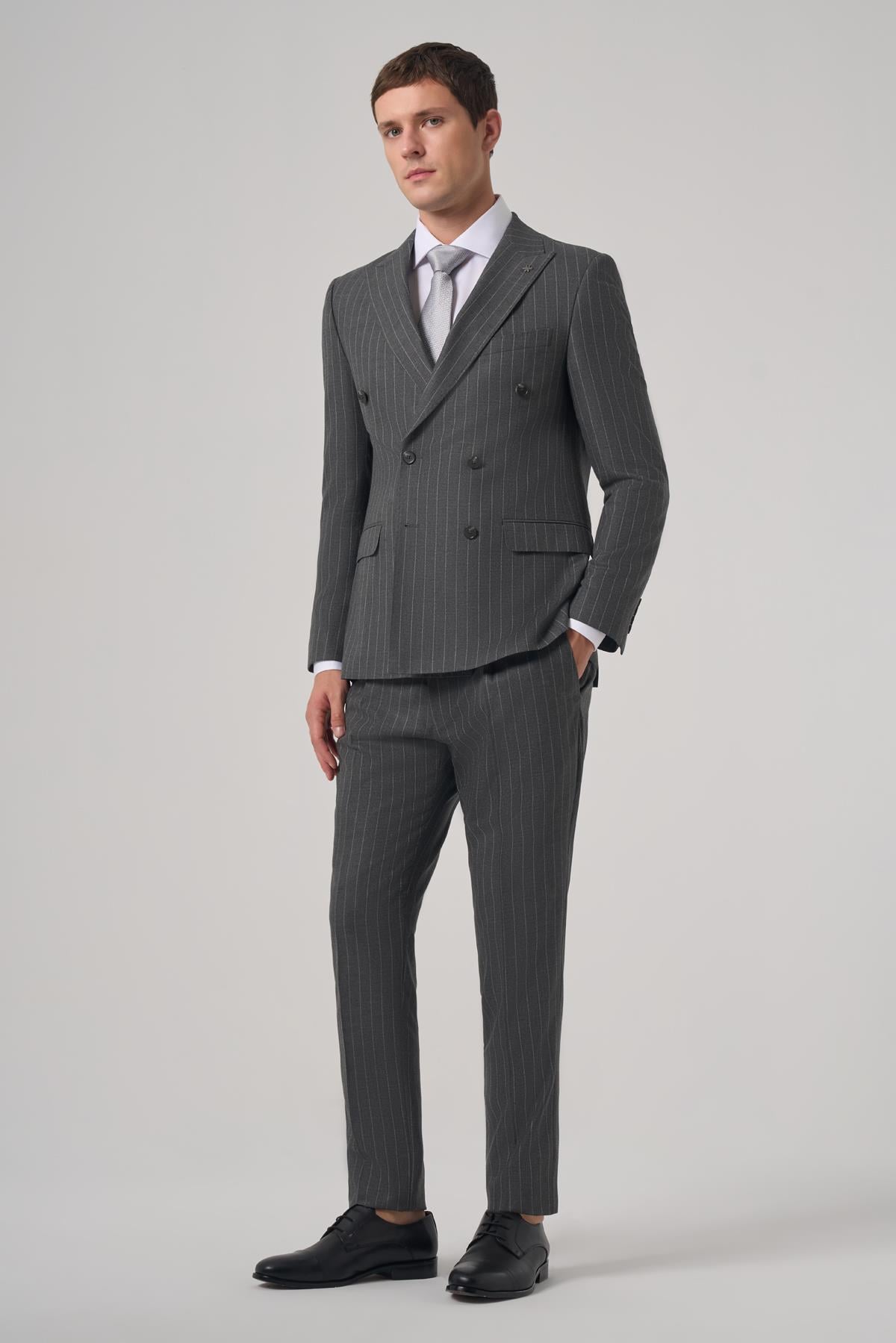 Morven Erkek Füme Poliviskon Trend Çizgili Slim Fit Kruvaze Takım elbise