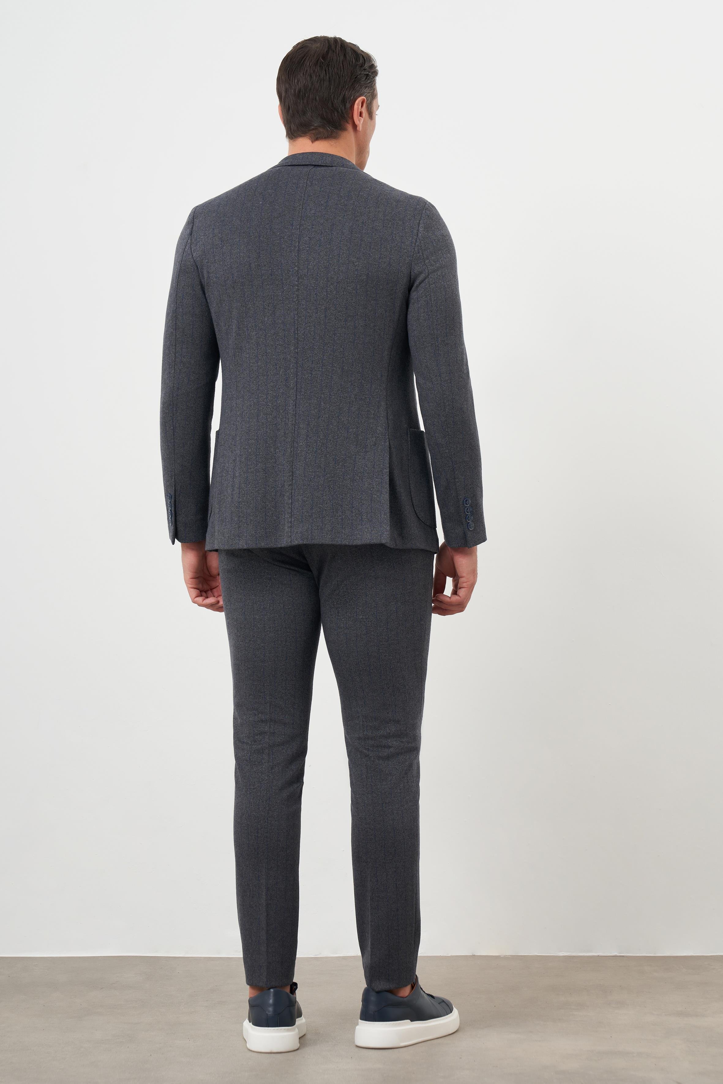 Morven Erkek Füme Poliviskon Trend Çizgili Desen Slim Fit Sivri Yaka Takım Elbise