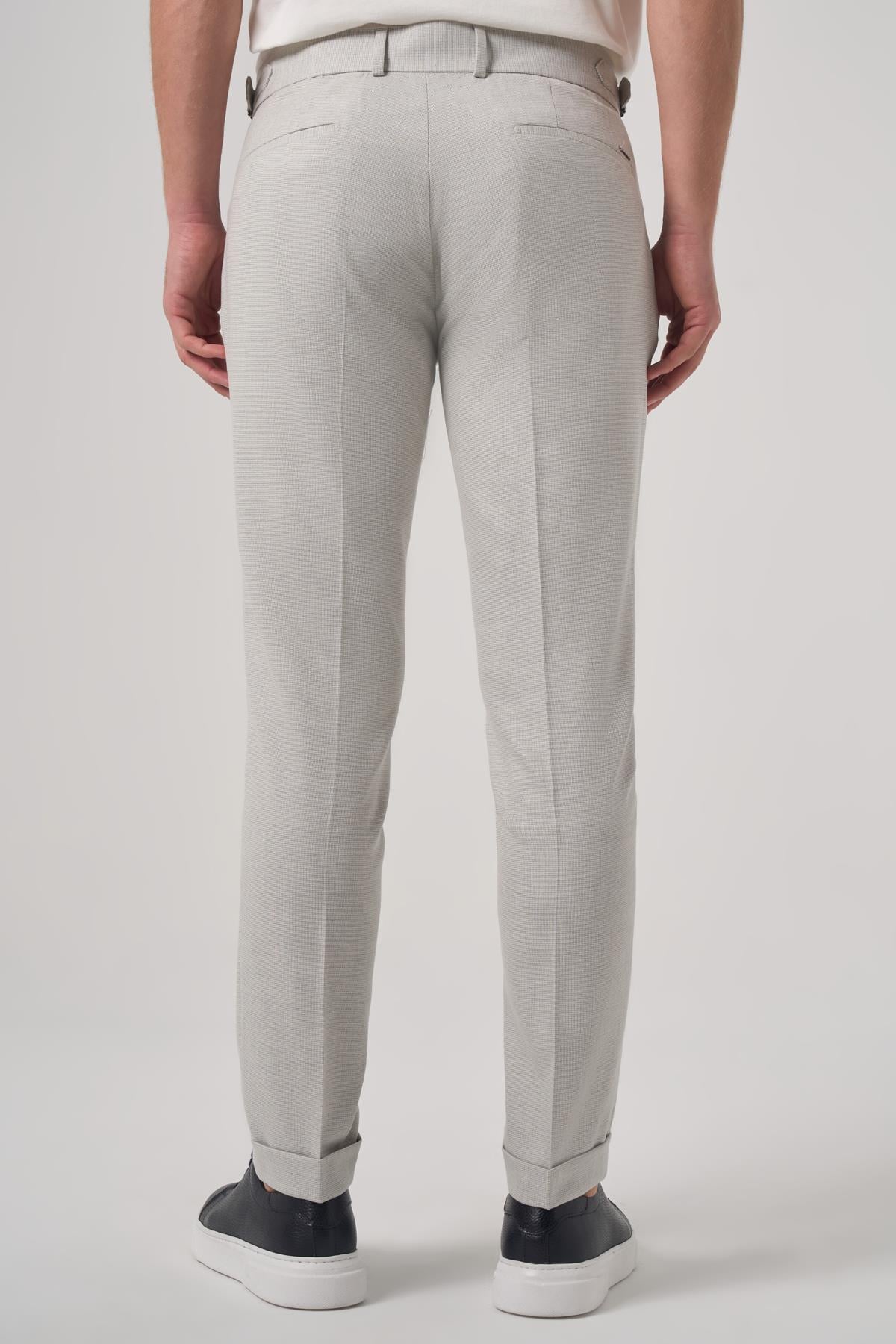 Morven Erkek Gri Trend Pileli Slim Fit Pantolon