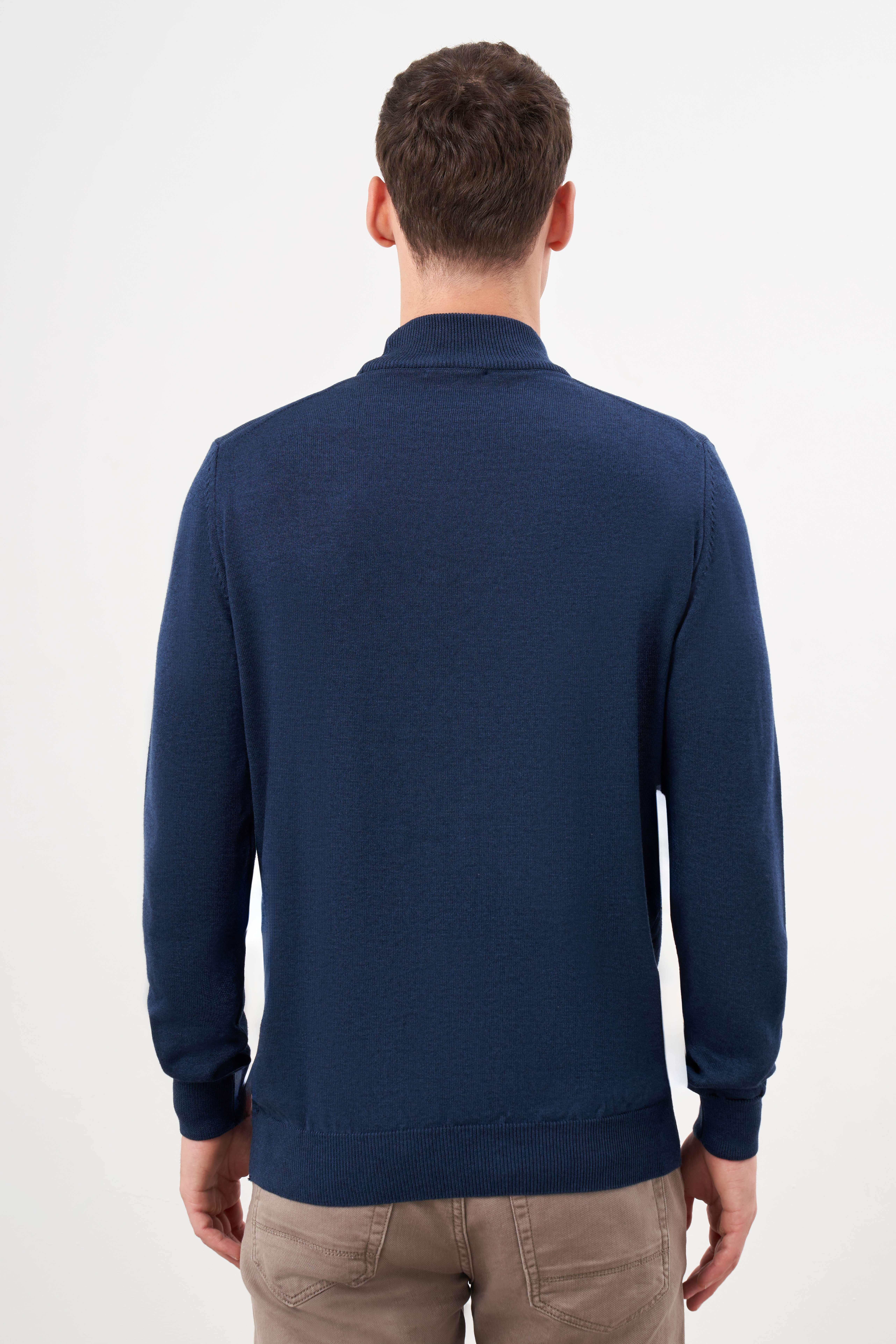 Morven Erkek İndigo Basic Yarım Balıkçı Yaka Dynamic Fit Rahat Kesim Triko