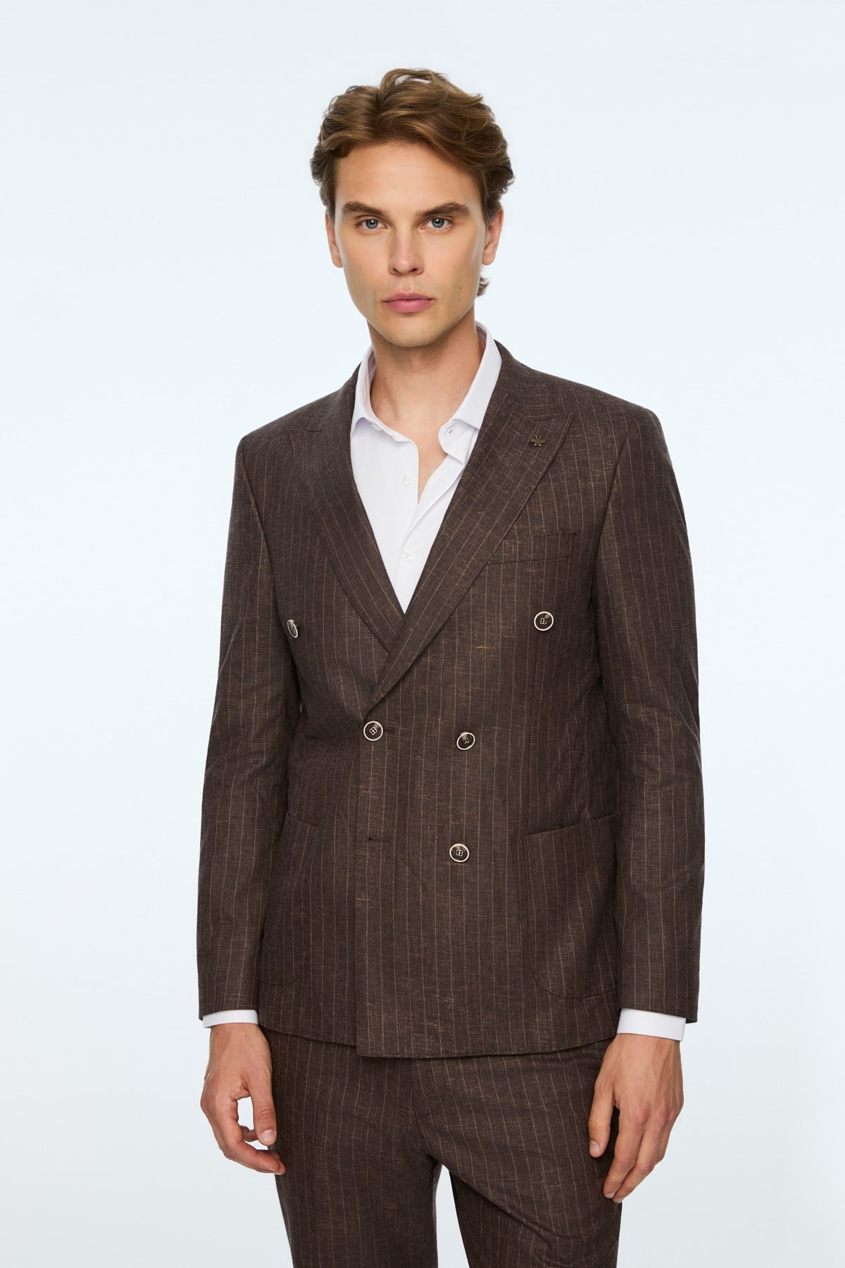 Morven Erkek KAHVE Keten Trend Çizgili Slim Fit Sivri Yaka Kruvaze Takım Elbise