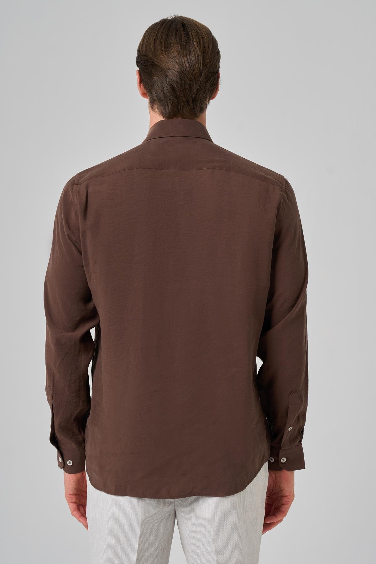 Morven Erkek KAHVE Dynamic Fit Düğmeli Yaka Modal Gömlek