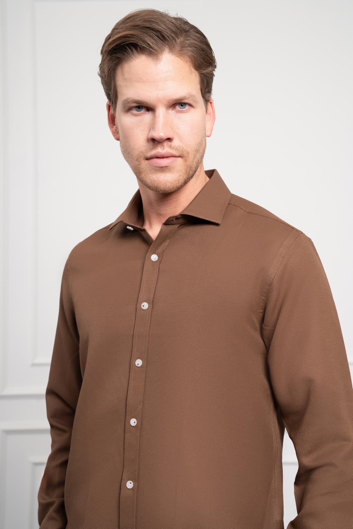 Morven Erkek KAHVE Trend İtalyan Yaka  Slim Fit Dar Kesim Gömlek