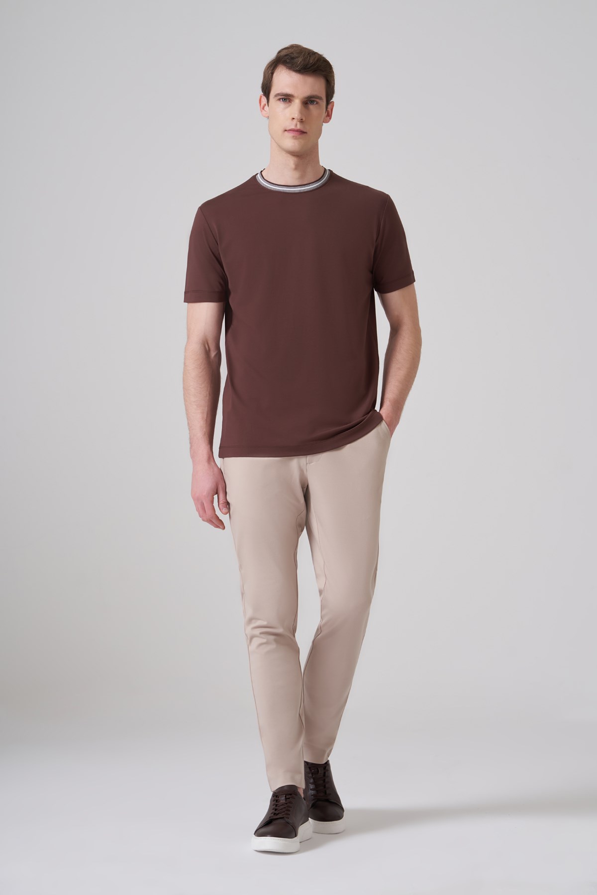 Morven Erkek KAHVE Trend Rayon Bisiklet Yaka Dinamik Fit Tshirt