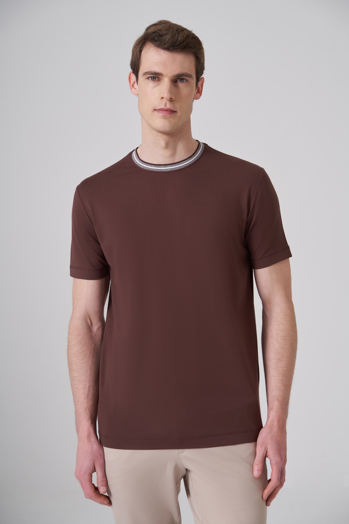 Morven Erkek KAHVE Trend Rayon Bisiklet Yaka Dinamik Fit Tshirt