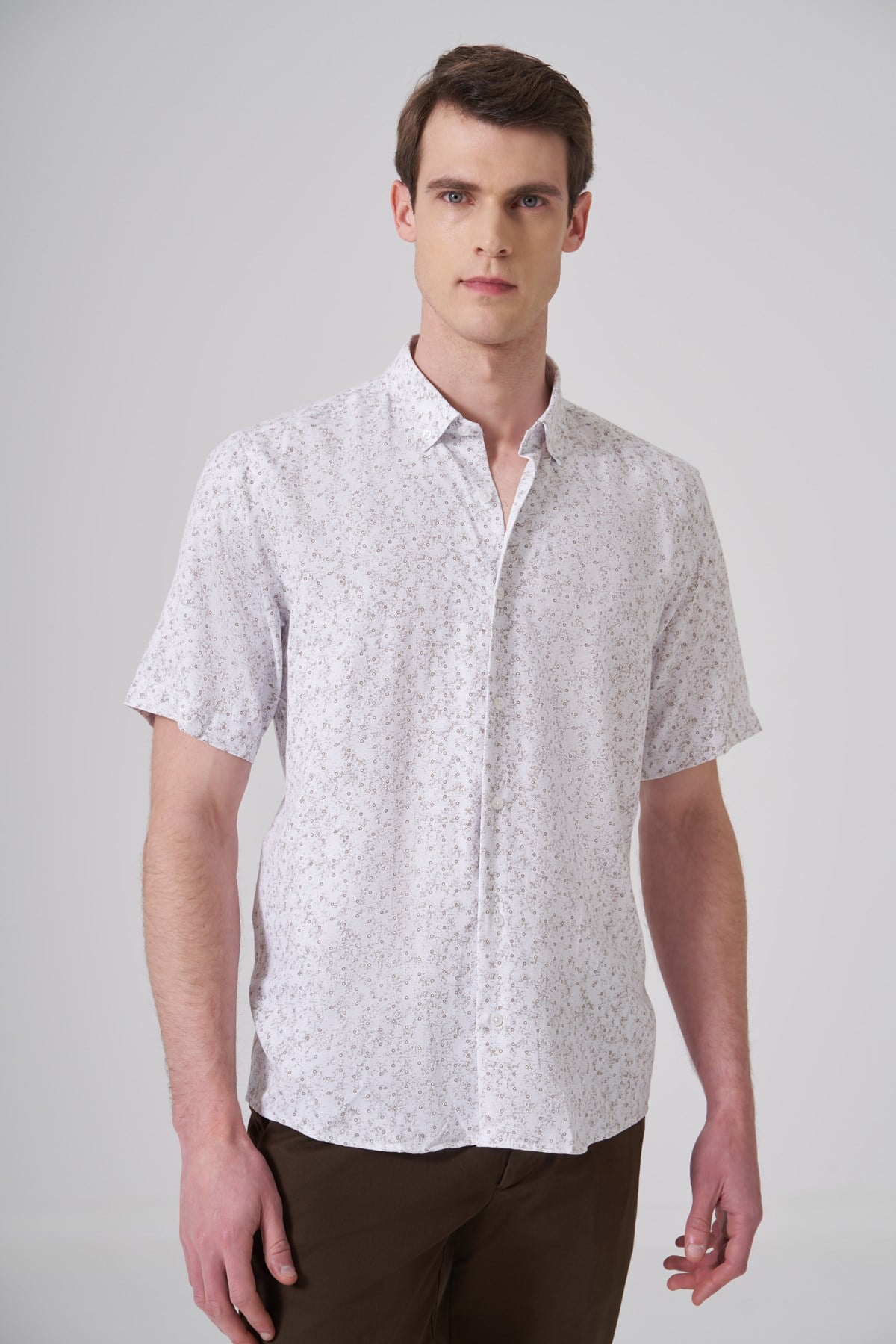 Morven Erkek KAHVE Trend Regular Fit Düğmeli Yaka Kısa Kol Gömlek