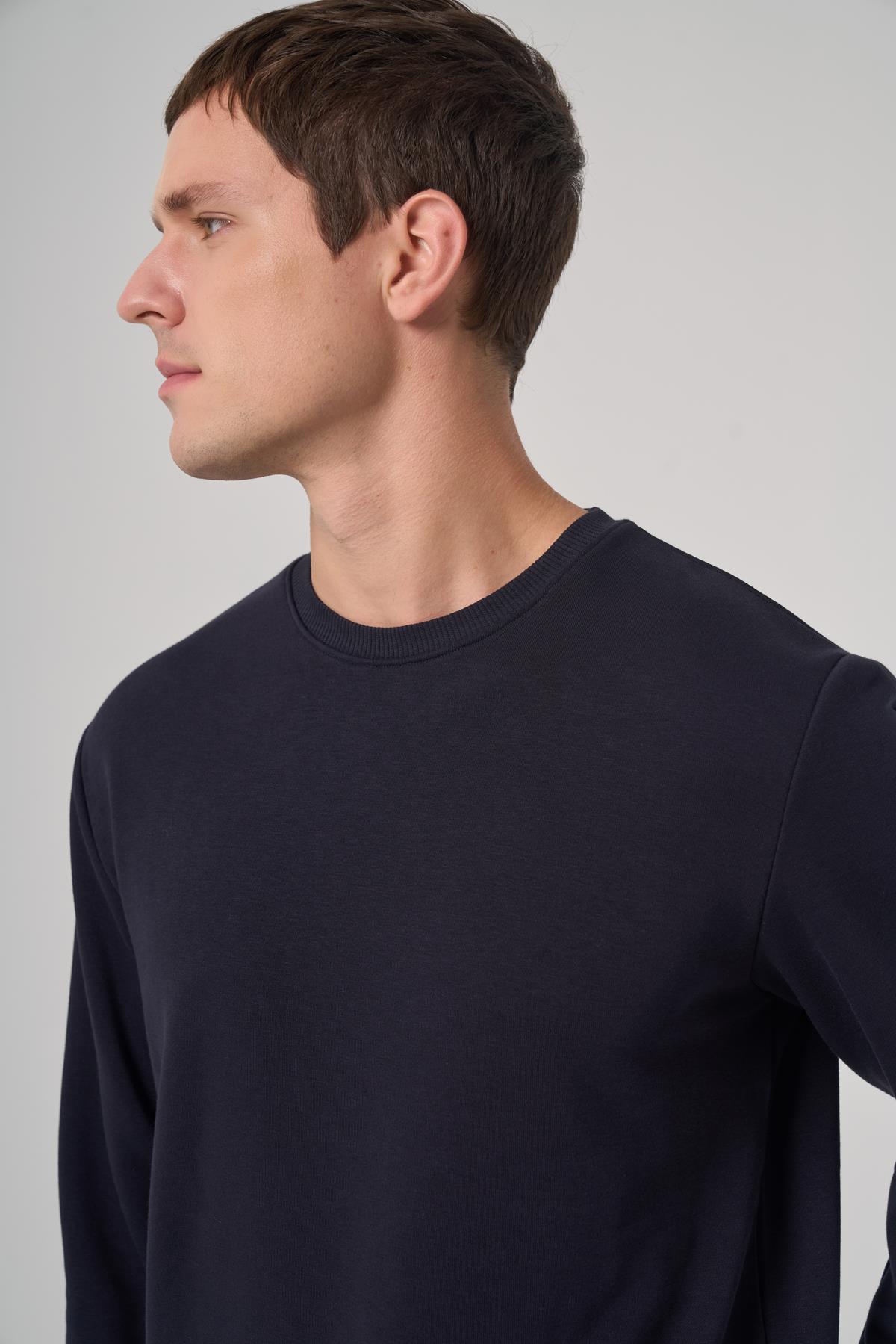 Morven Erkek Lacivert Basic Bisiklet Yaka Sweatshirt
