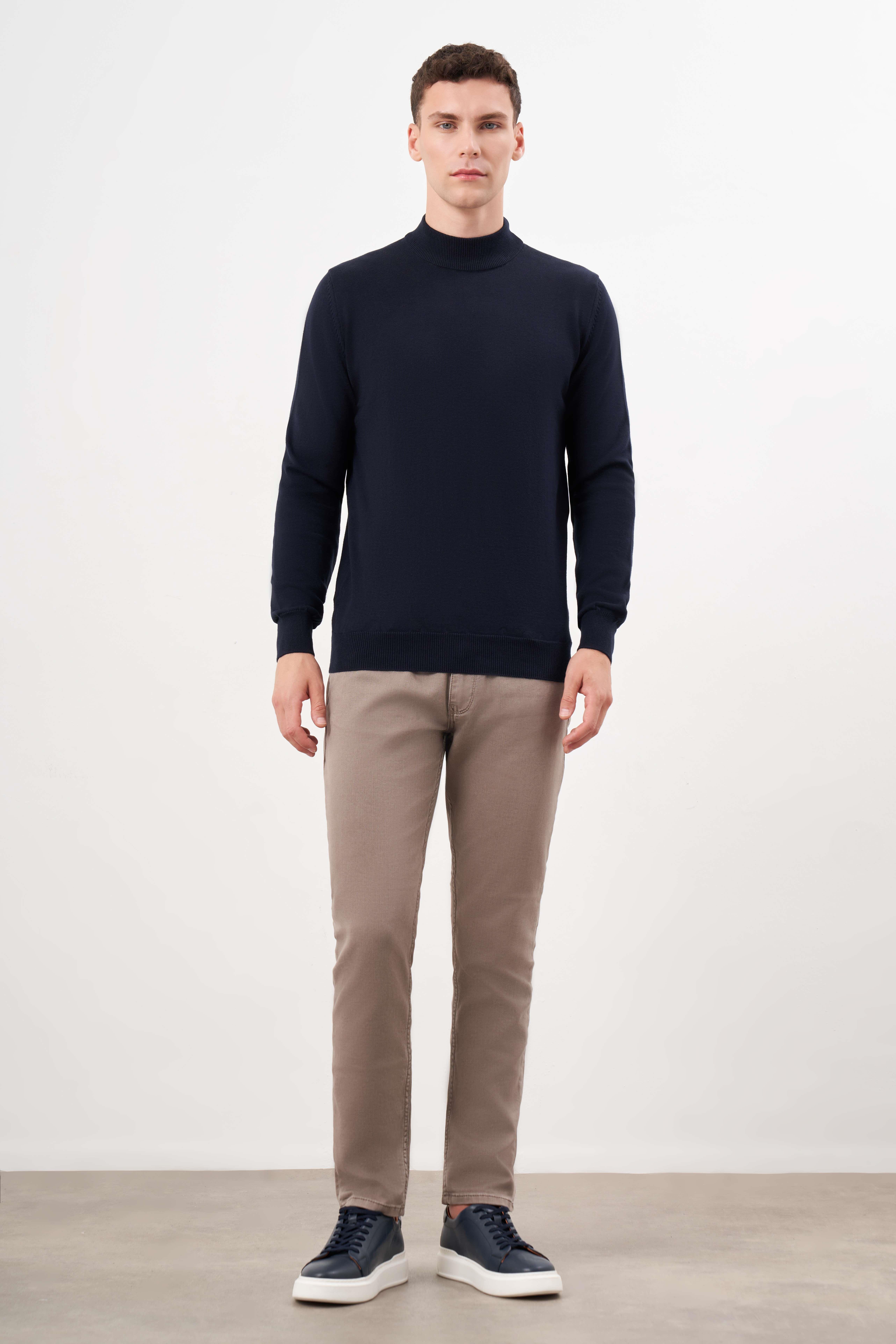 Morven Erkek Lacivert Basic Yarım Balıkçı Yaka Dynamic Fit Rahat Kesim Triko