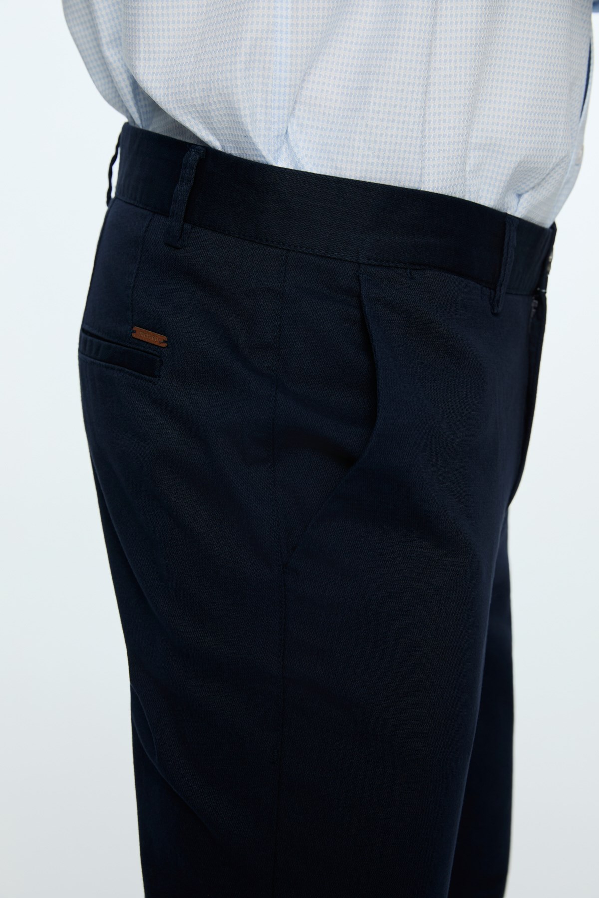 Morven Erkek Lacivert Pamuk Trend Düz Slim Fit Chino Pantolon