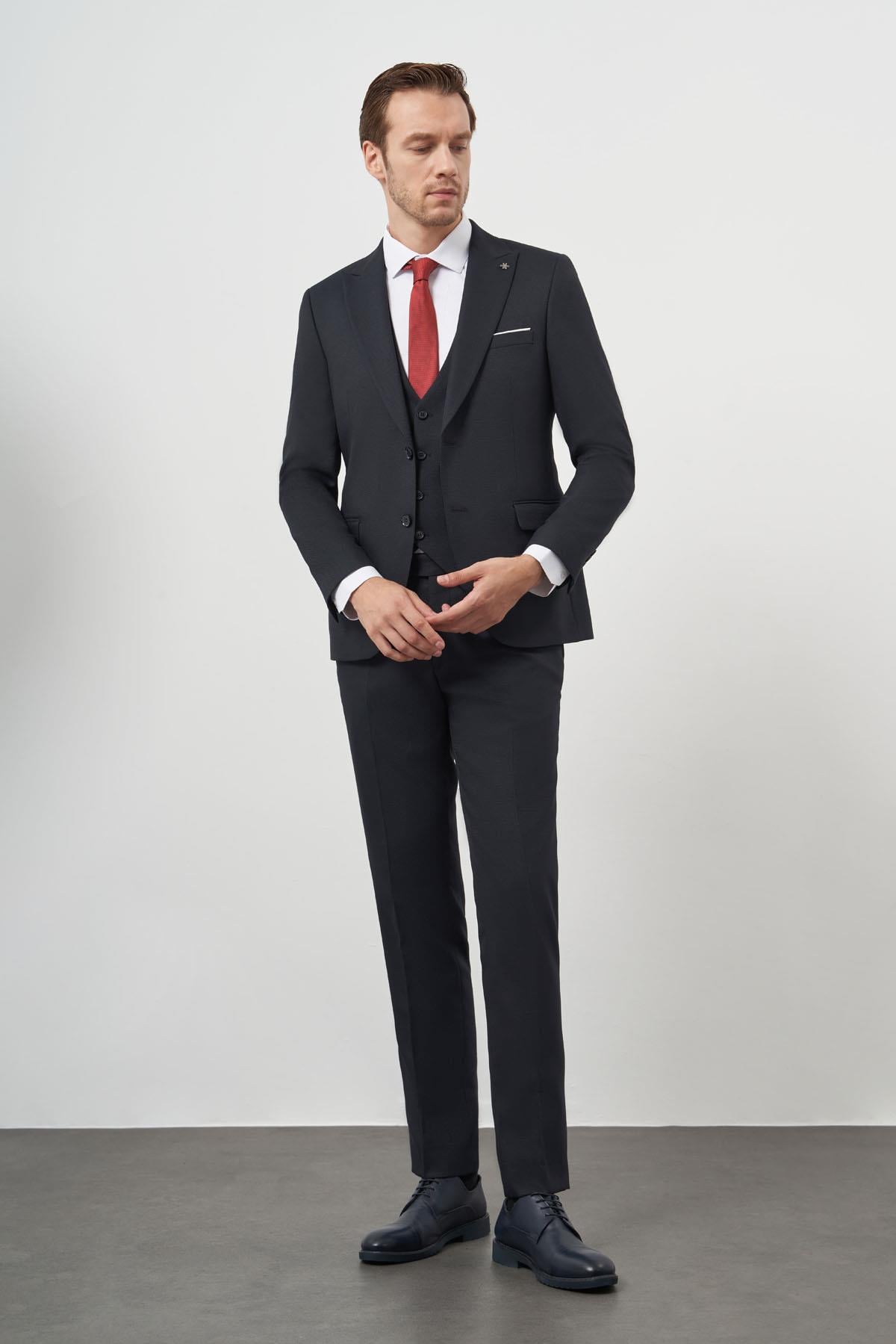 Morven Erkek Lacivert Poliviskon Basic Yelekli Jakar Desen Slim Fit Sivri Yaka Takım Elbise