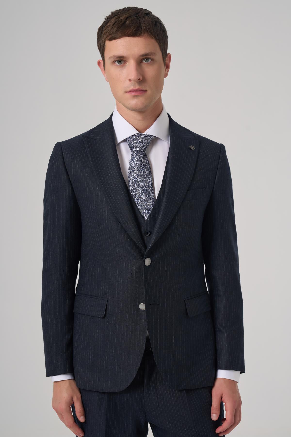 Morven Erkek Lacivert Poliviskon Trend Çizgili Slim Fit Sivri Yaka Yelekli Takım Elbise