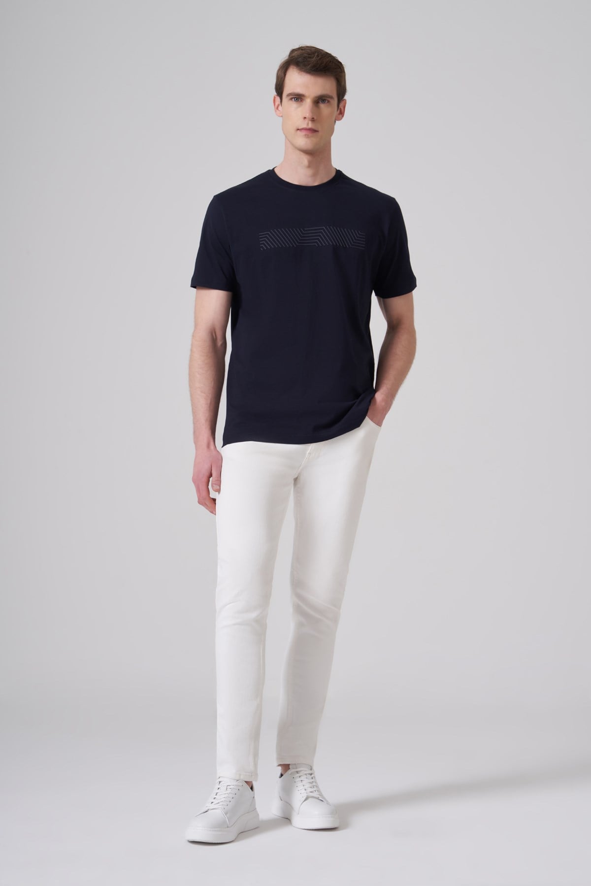Morven Erkek Lacivert Trend Baskılı Bisiklet Yaka Dinamik Fit T-shirt