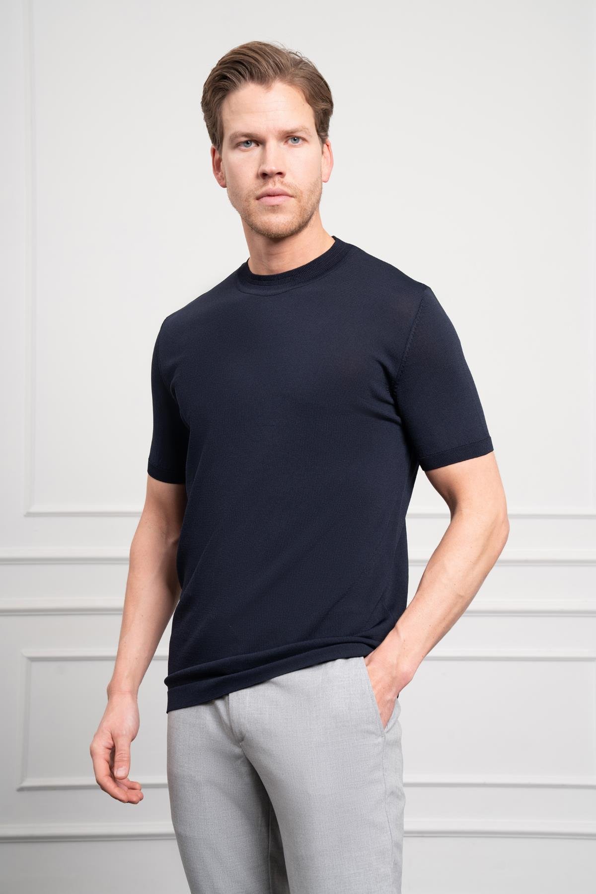 Morven Erkek Lacivert Trend Bisiklet Yaka Dynamic Fit Rahat Kesim Rayon T-Shirt