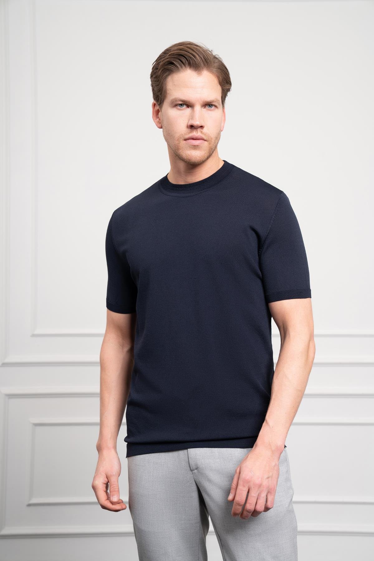 Morven Erkek Lacivert Trend Bisiklet Yaka Dynamic Fit Rahat Kesim Rayon T-Shirt