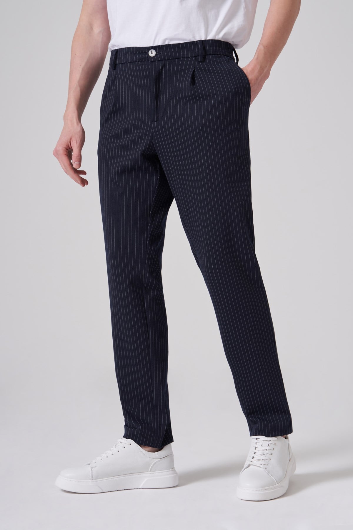 Morven Erkek Lacivert Trend Çizgili Slim Fit Pantolon