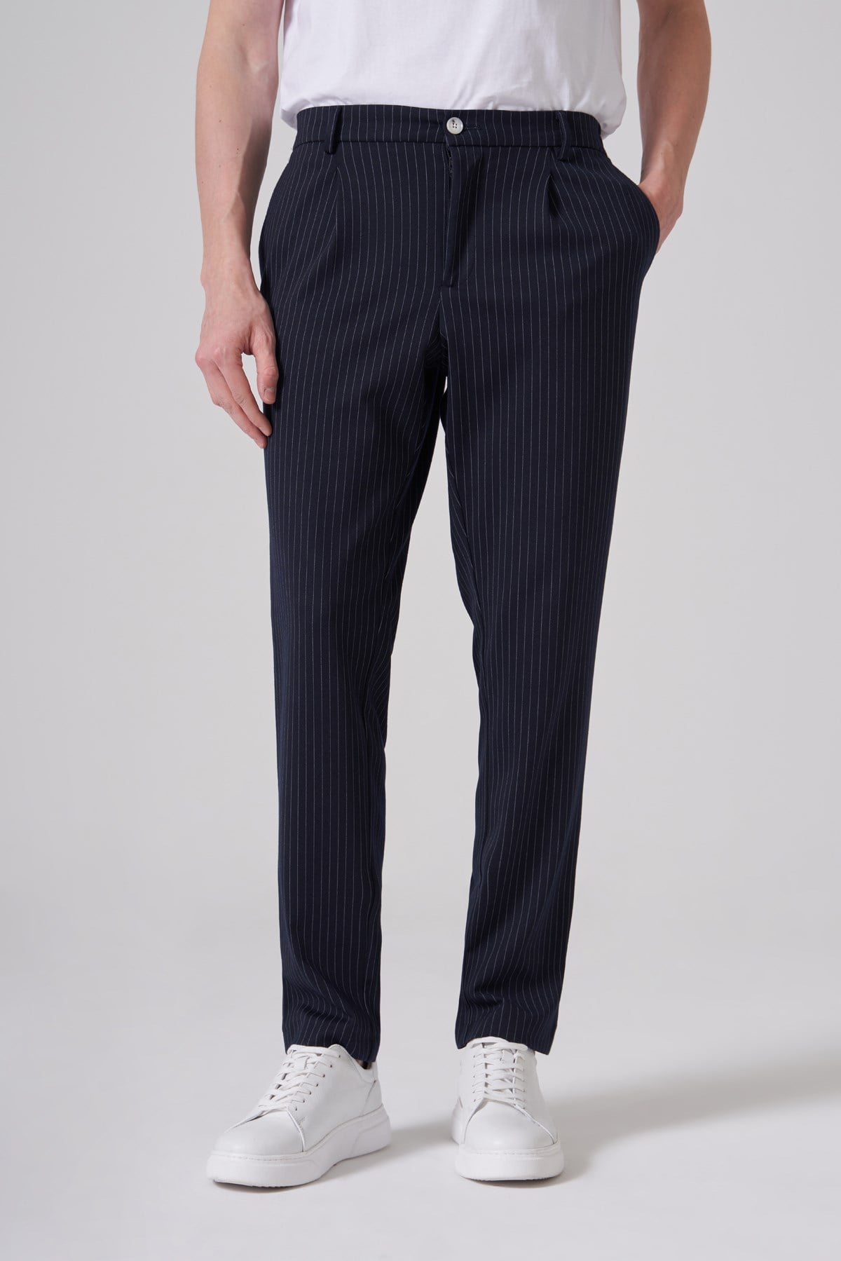 Morven Erkek Lacivert Trend Çizgili Slim Fit Pantolon