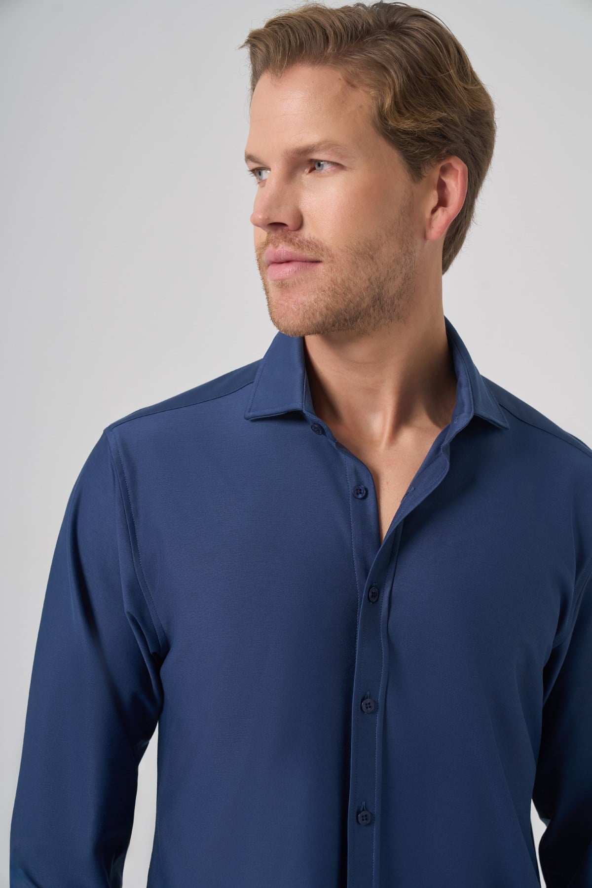 Morven Erkek Lacivert Trend Düz Slim Fit Tam İtalyan Yaka Relaxible Gömlek