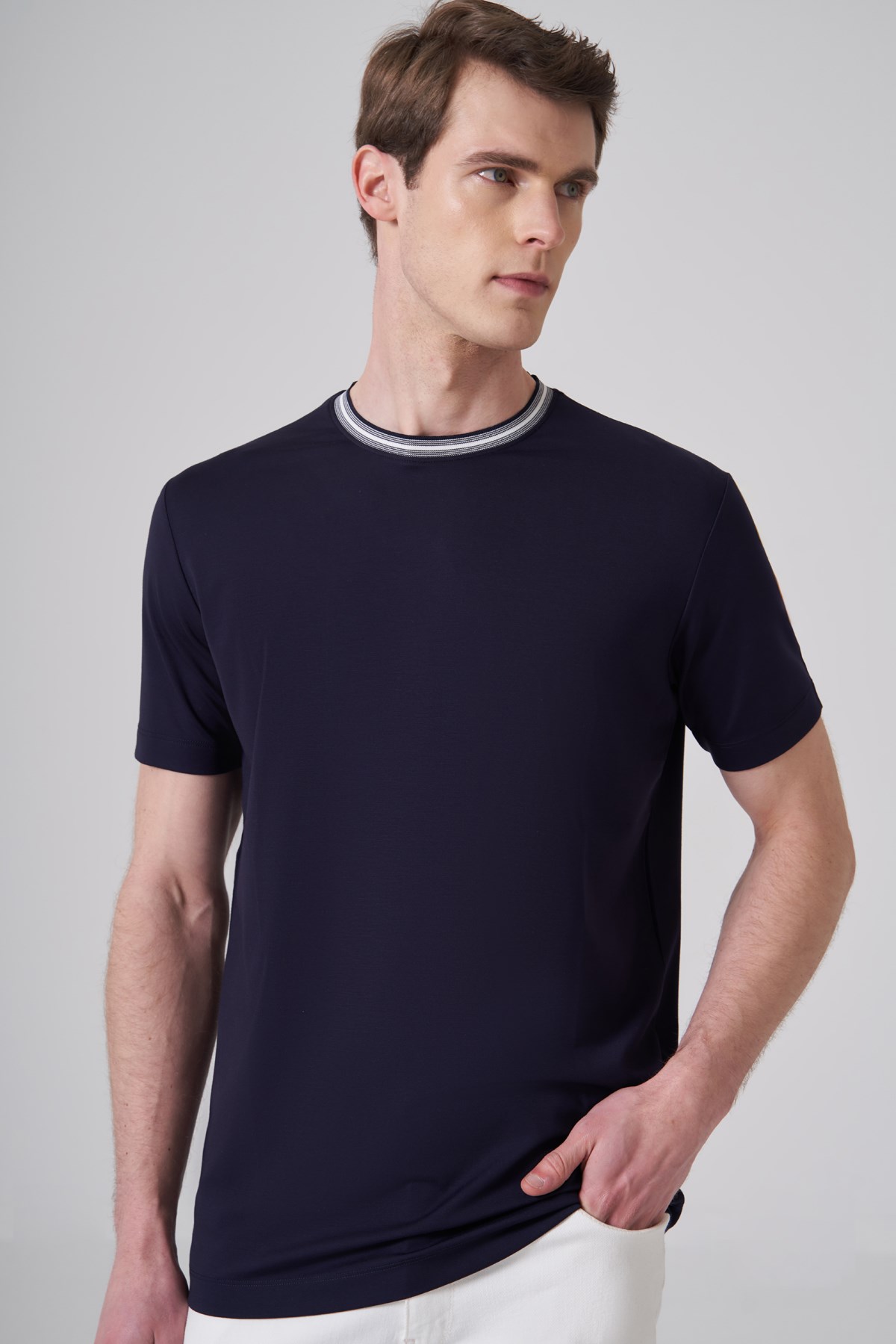 Morven Erkek Lacivert Trend Rayon Bisiklet Yaka Dinamik Fit Tshirt