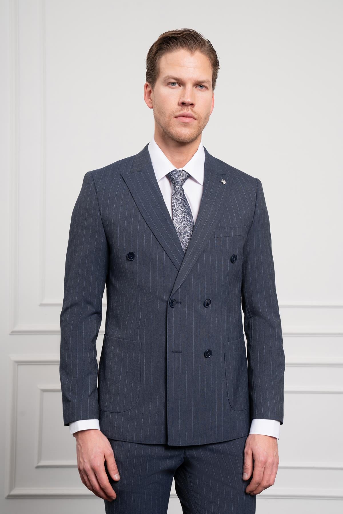 Morven Erkek Lacivert Trend Slim Fit Sivri Yaka Kruvaze Takım Elbise