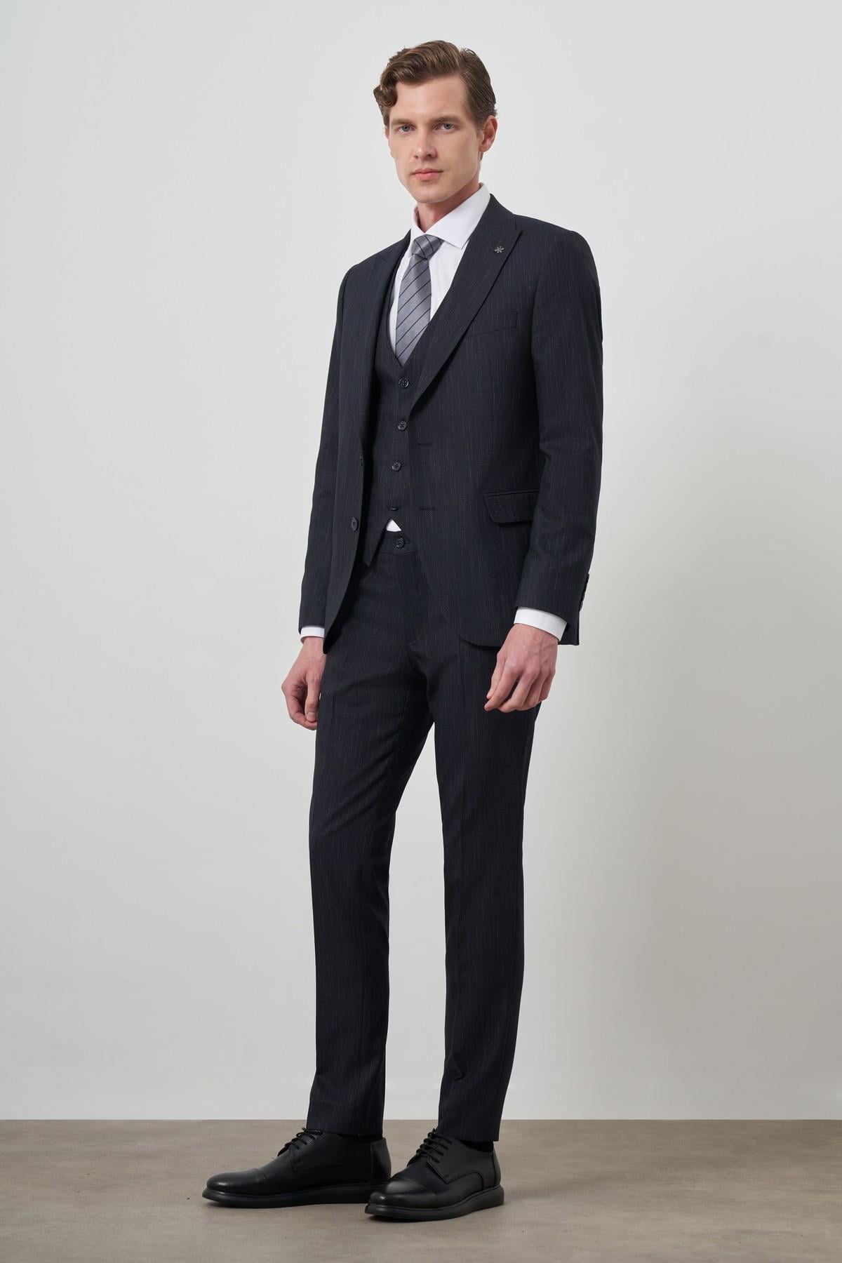 Morven Erkek Lacivert Trend Yelekli Slim Fit  Sivri Yaka Takım Elbise