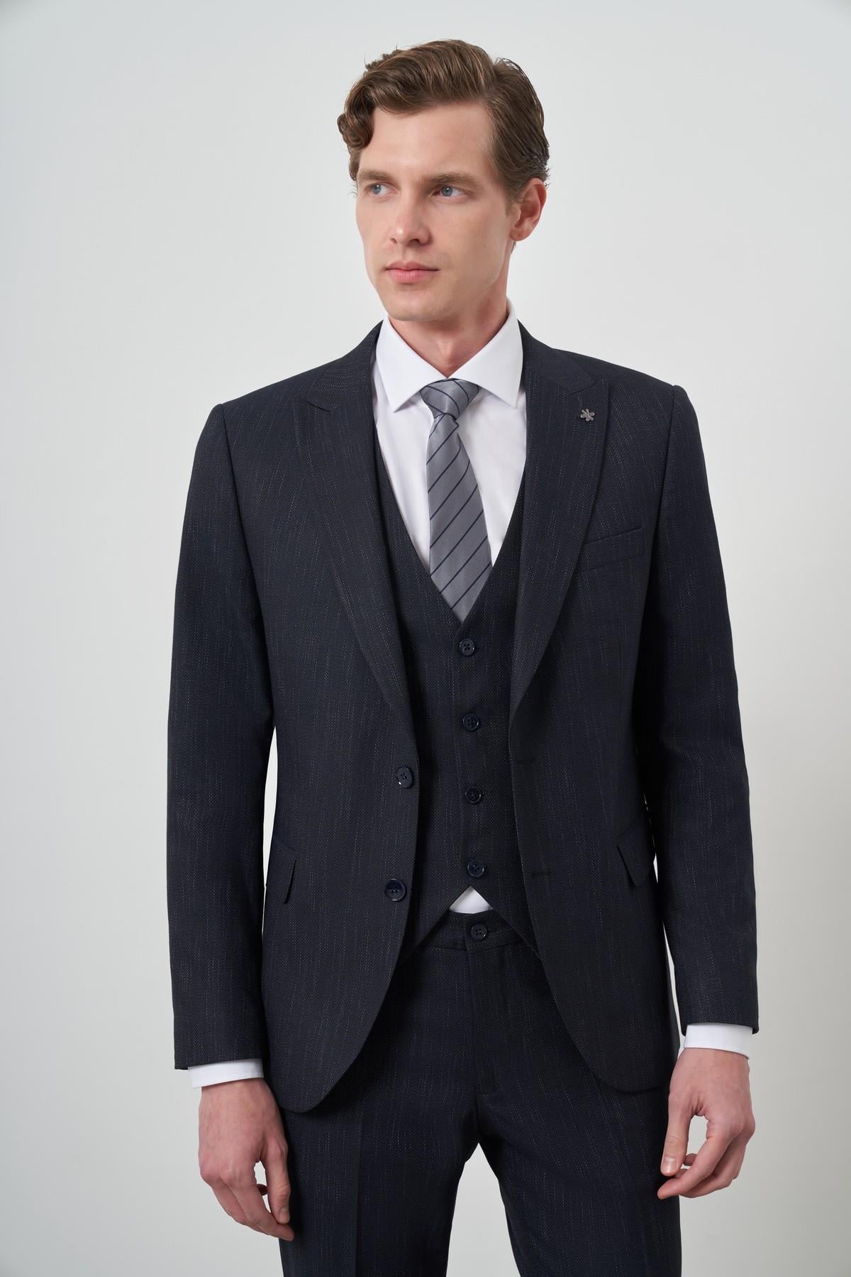 Morven Erkek Lacivert Trend Yelekli Slim Fit  Sivri Yaka Takım Elbise