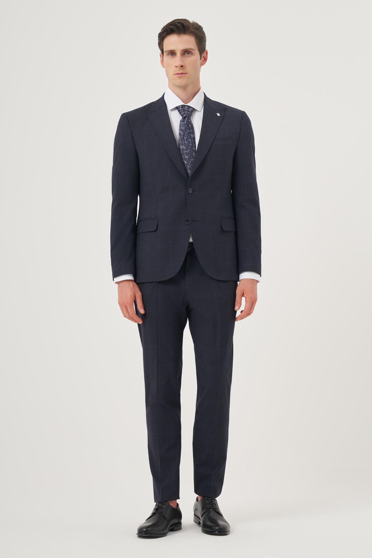 Morven Erkek Lacivert Yünlü Trend Ekoseli Slim Fit Sivri Yaka Takım Elbise