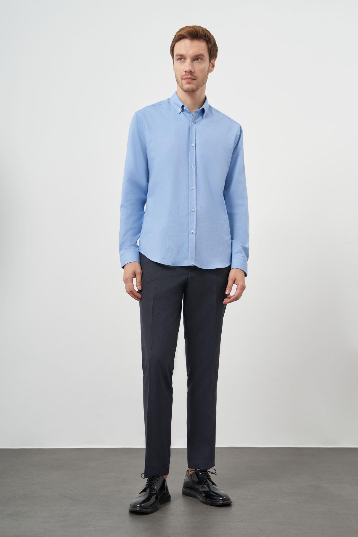 Morven Erkek Mavi Pamuk Trend Dynamic Fit Düğmeli Yaka Gömlek