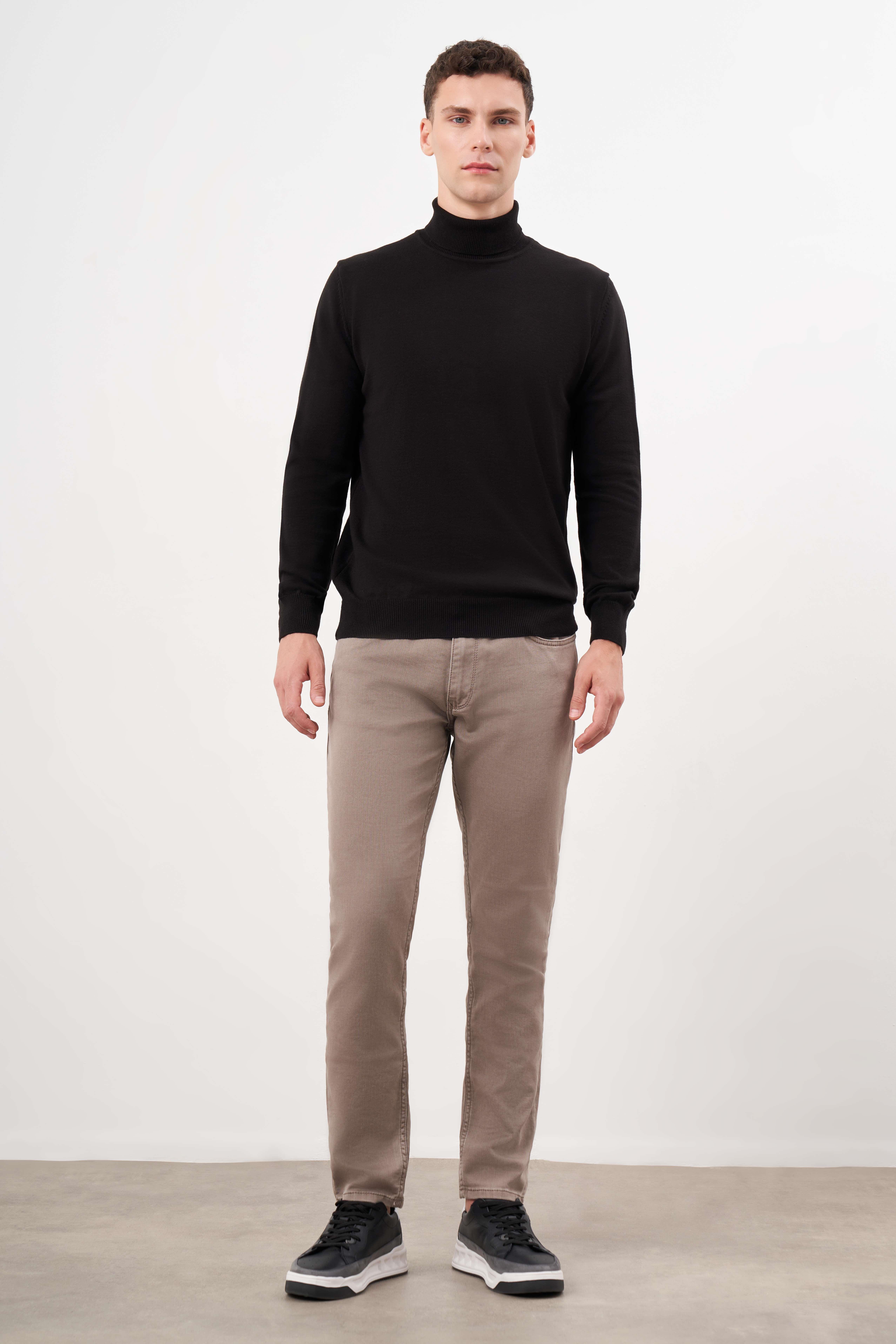 Morven Erkek Siyah Basic Balıkçı Yaka Dynamic Fit Rahat Kesim Triko