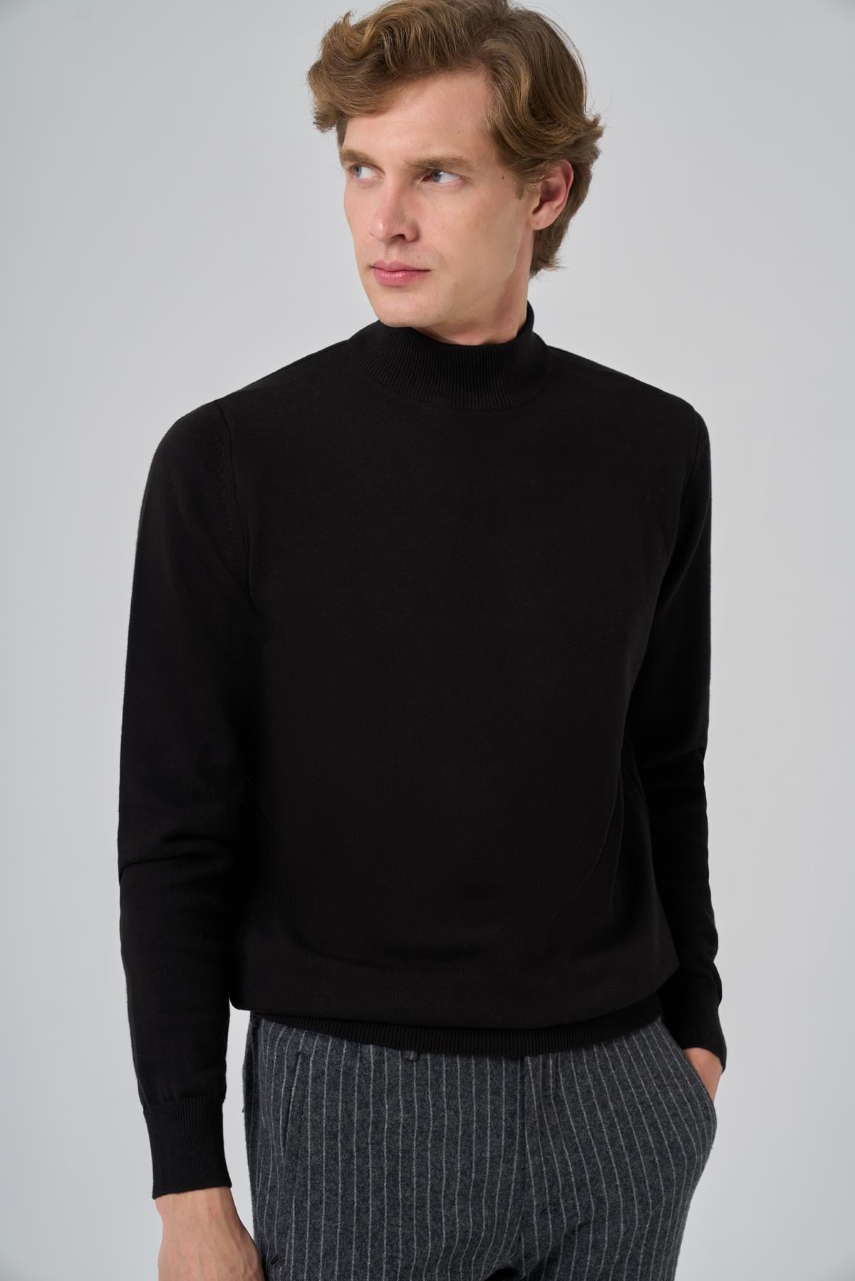 Morven Erkek Siyah Basic Yarım Balıkçı Yaka Dynamic Fit Rahat Kesim Triko