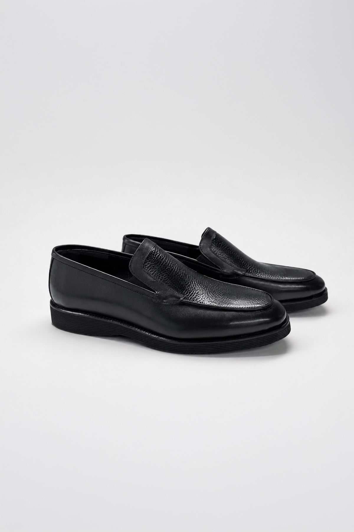 Morven Erkek Siyah Classic Analin Loafer Kauçuk Taban Ayakkabı