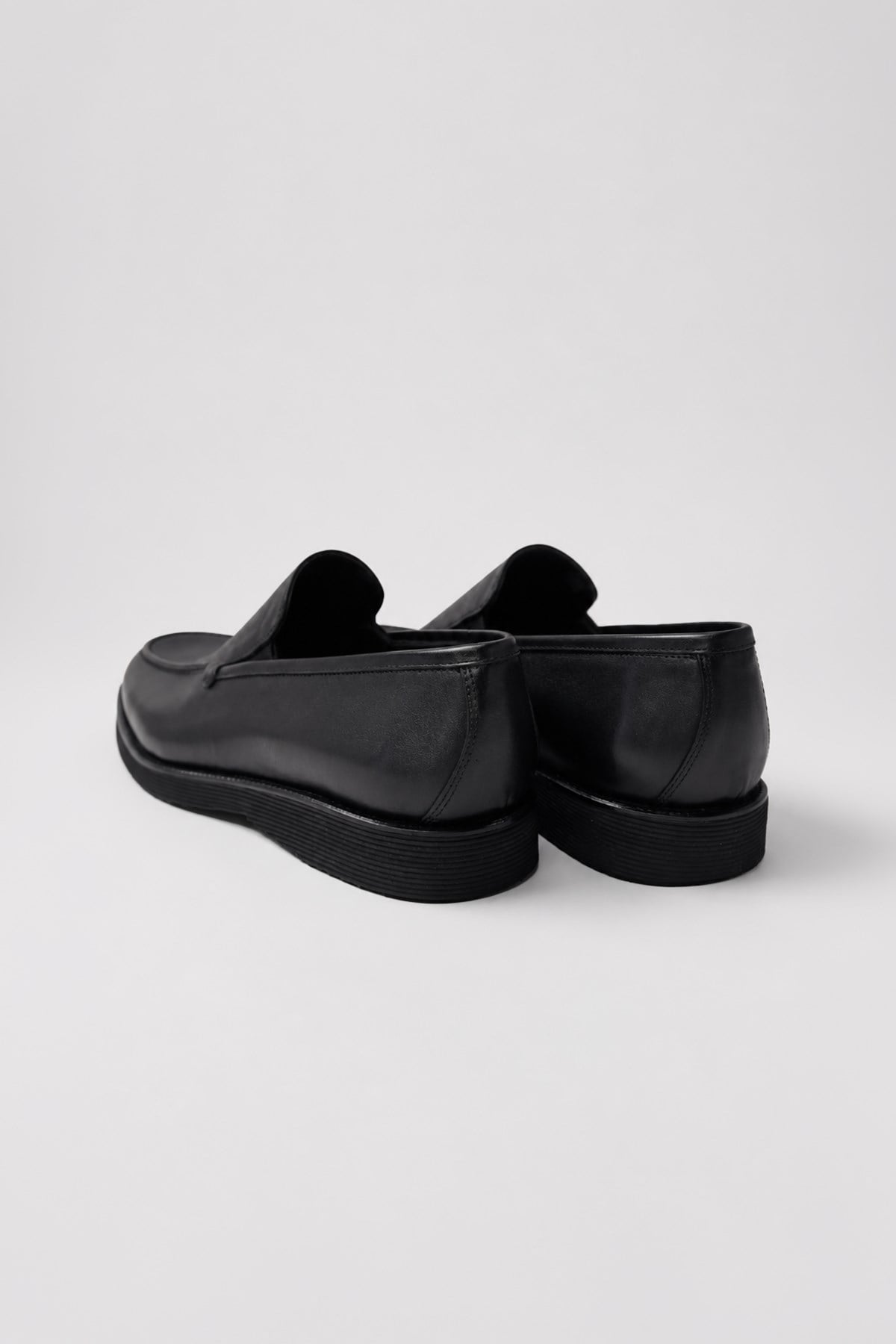 Morven Erkek Siyah Classic Analin Loafer Kauçuk Taban Ayakkabı