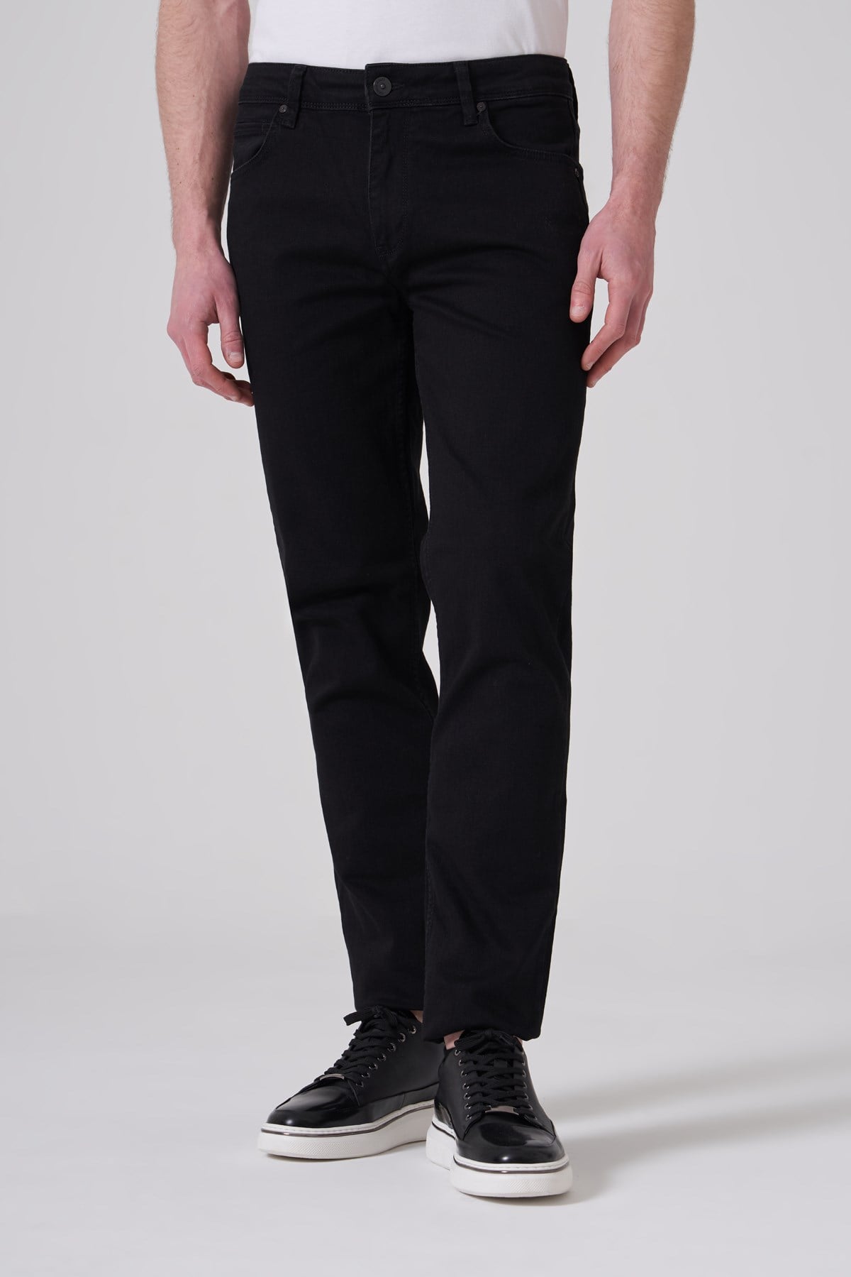 Morven Erkek Siyah Denim 5 Cep Dynamic  Fit Jean