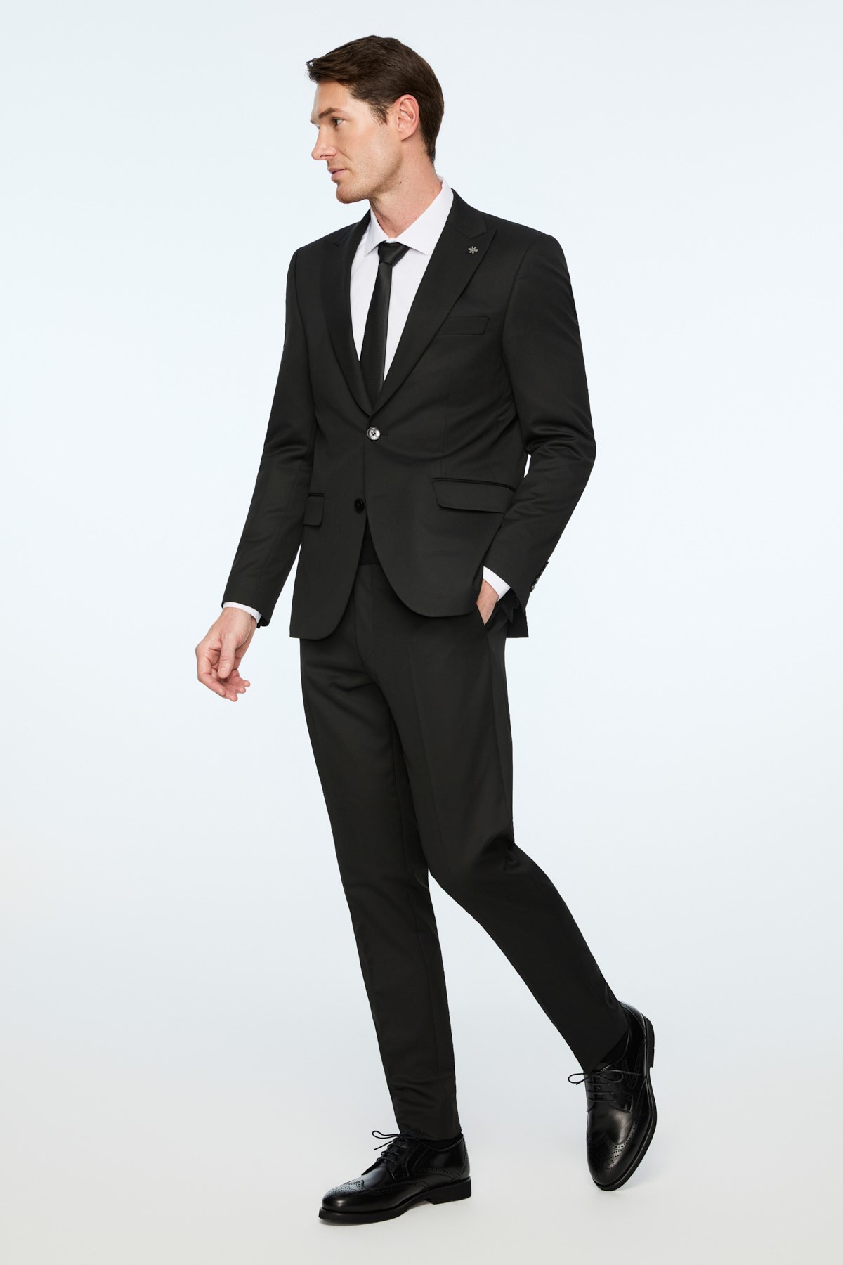 Morven Erkek Siyah Poliviskon Basic Düz Slim Fit Sivri Yaka Takım Elbise